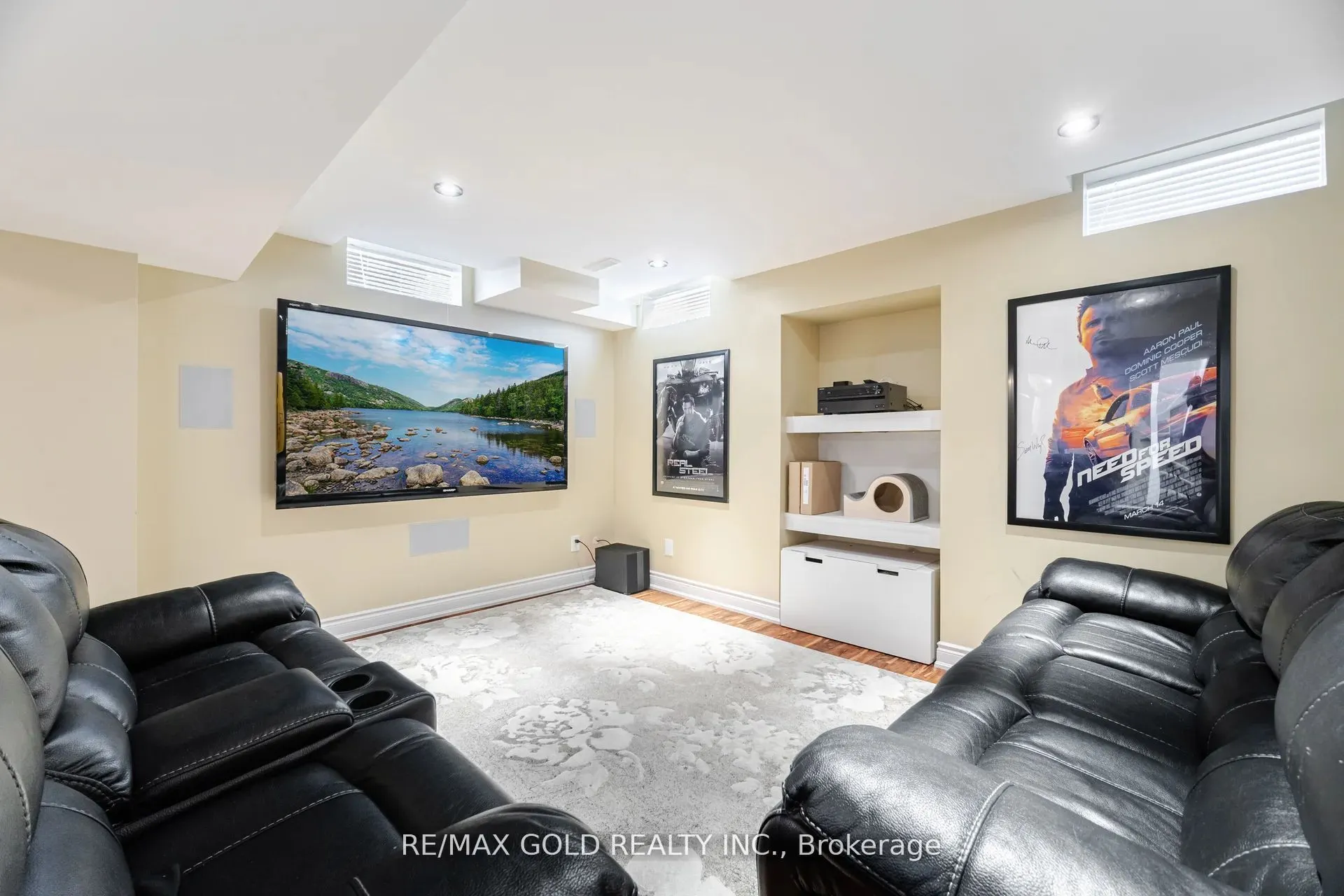 10 Cloverlawn Street