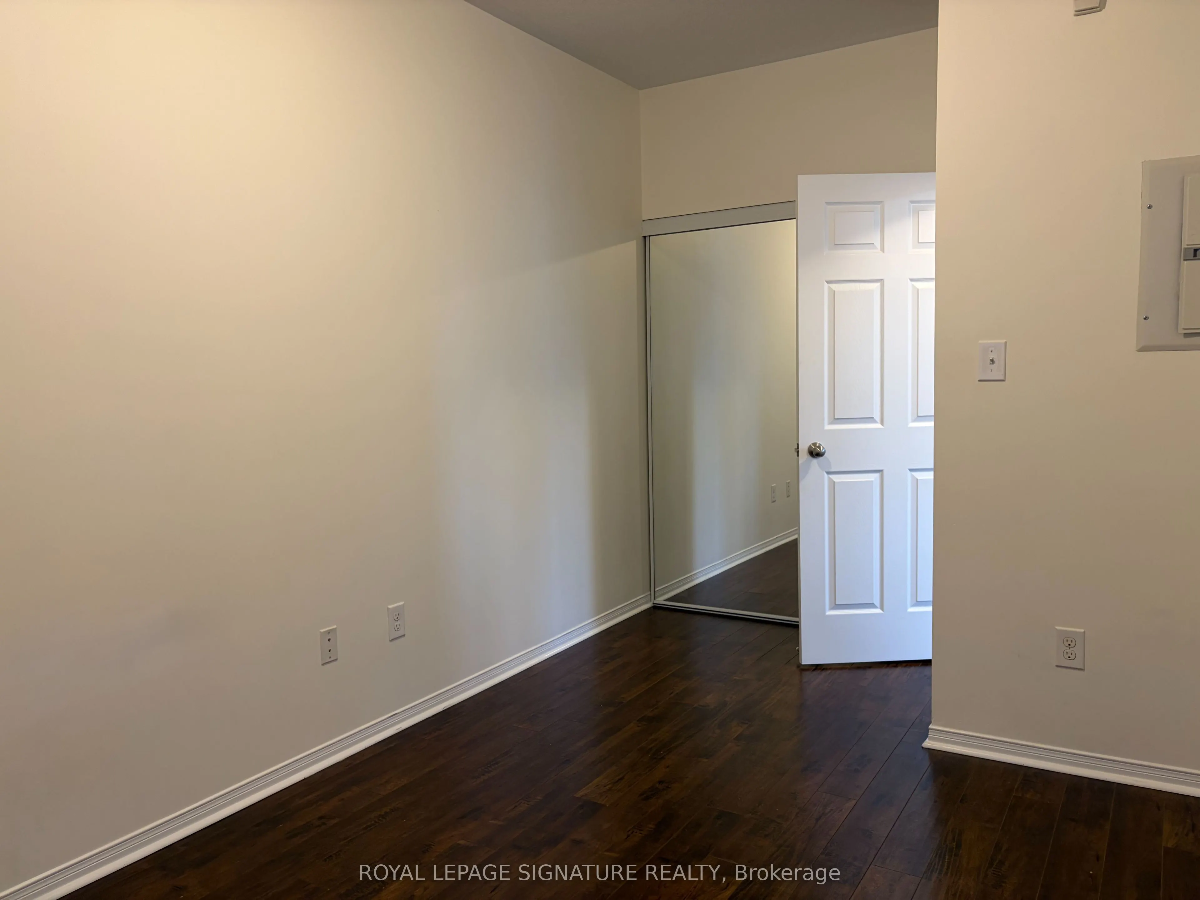 3055 Thomas Street, #203