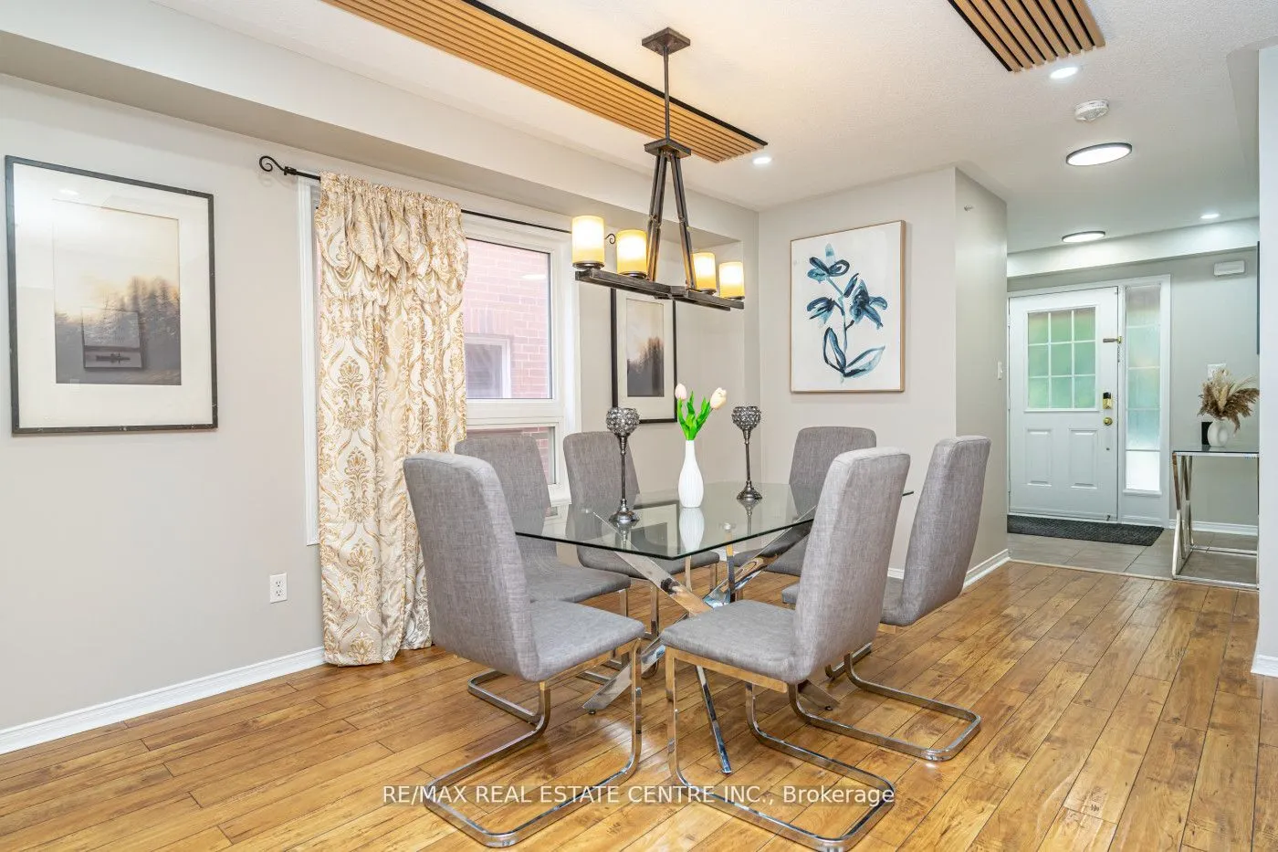 107 Crown Victoria Drive