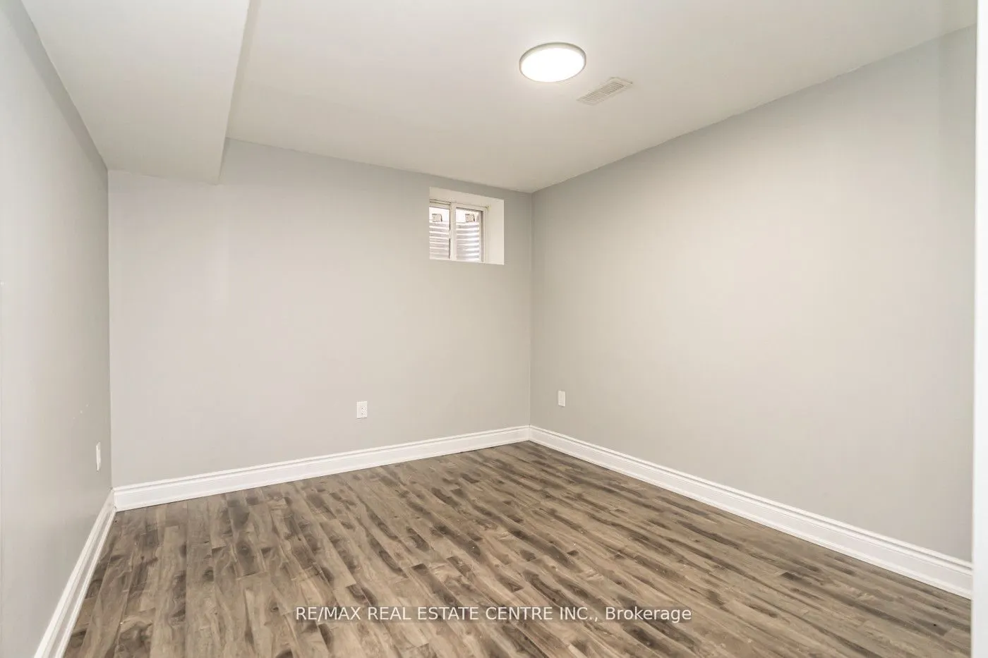 107 Crown Victoria Drive