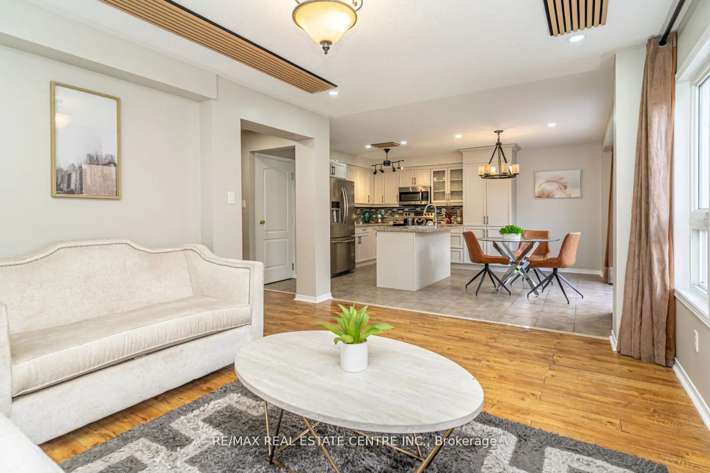 107 Crown Victoria Drive