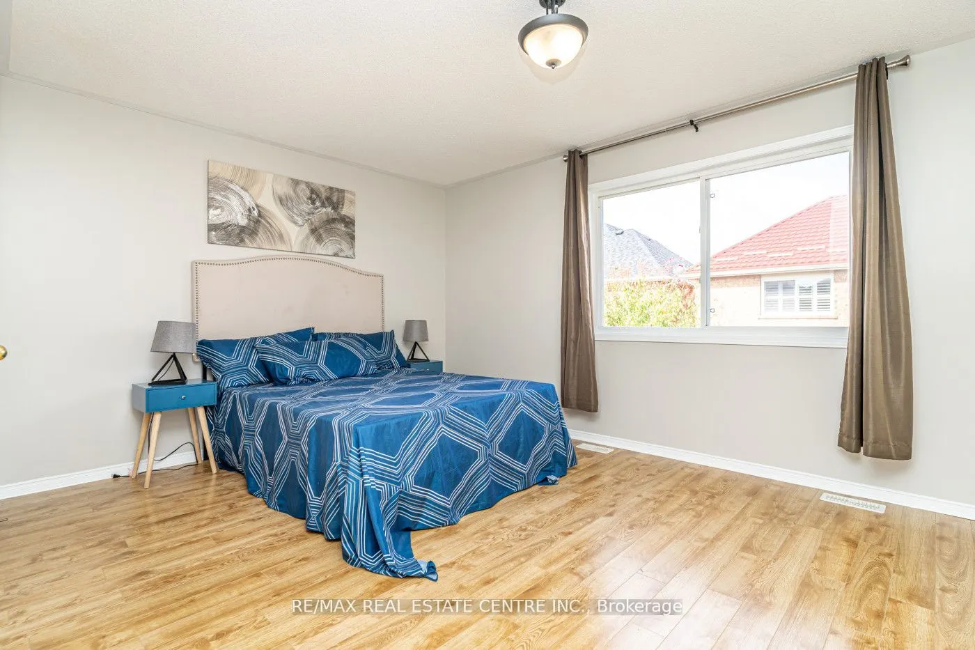 107 Crown Victoria Drive