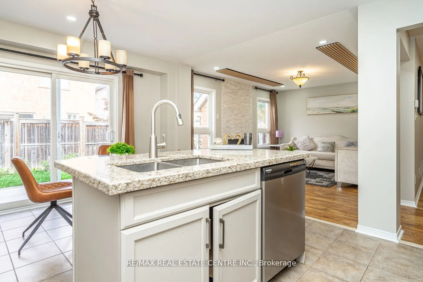 107 Crown Victoria Drive