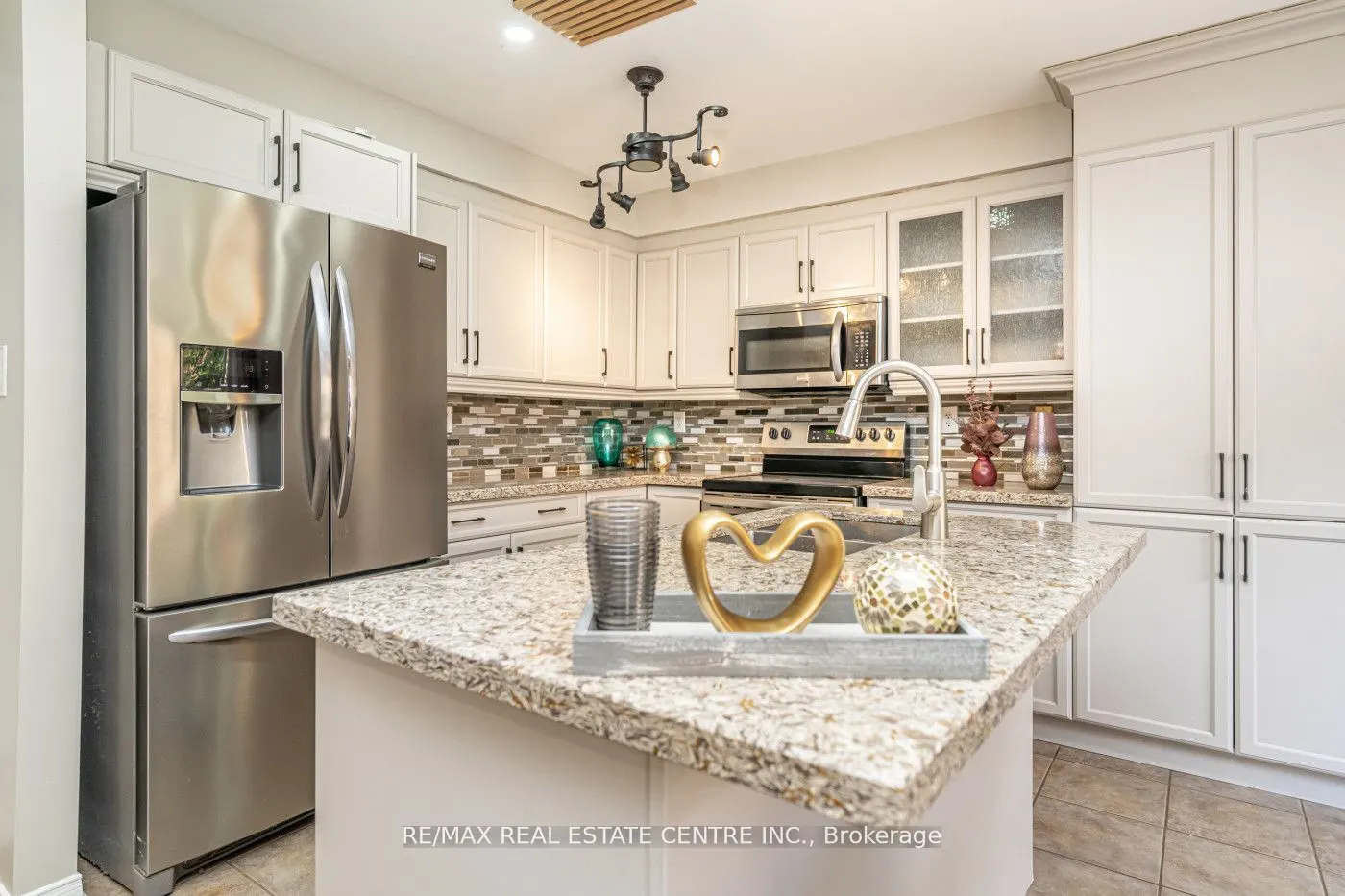 107 Crown Victoria Drive