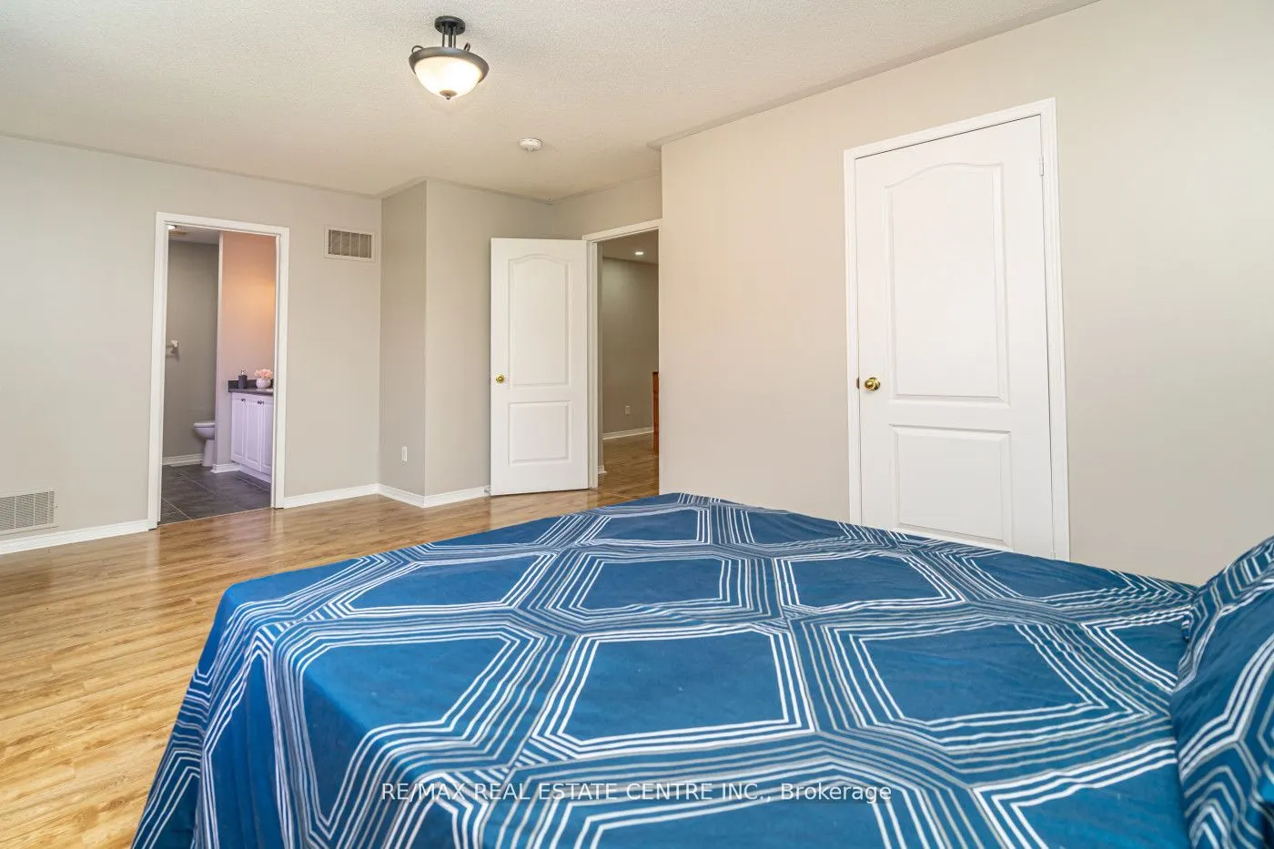 107 Crown Victoria Drive