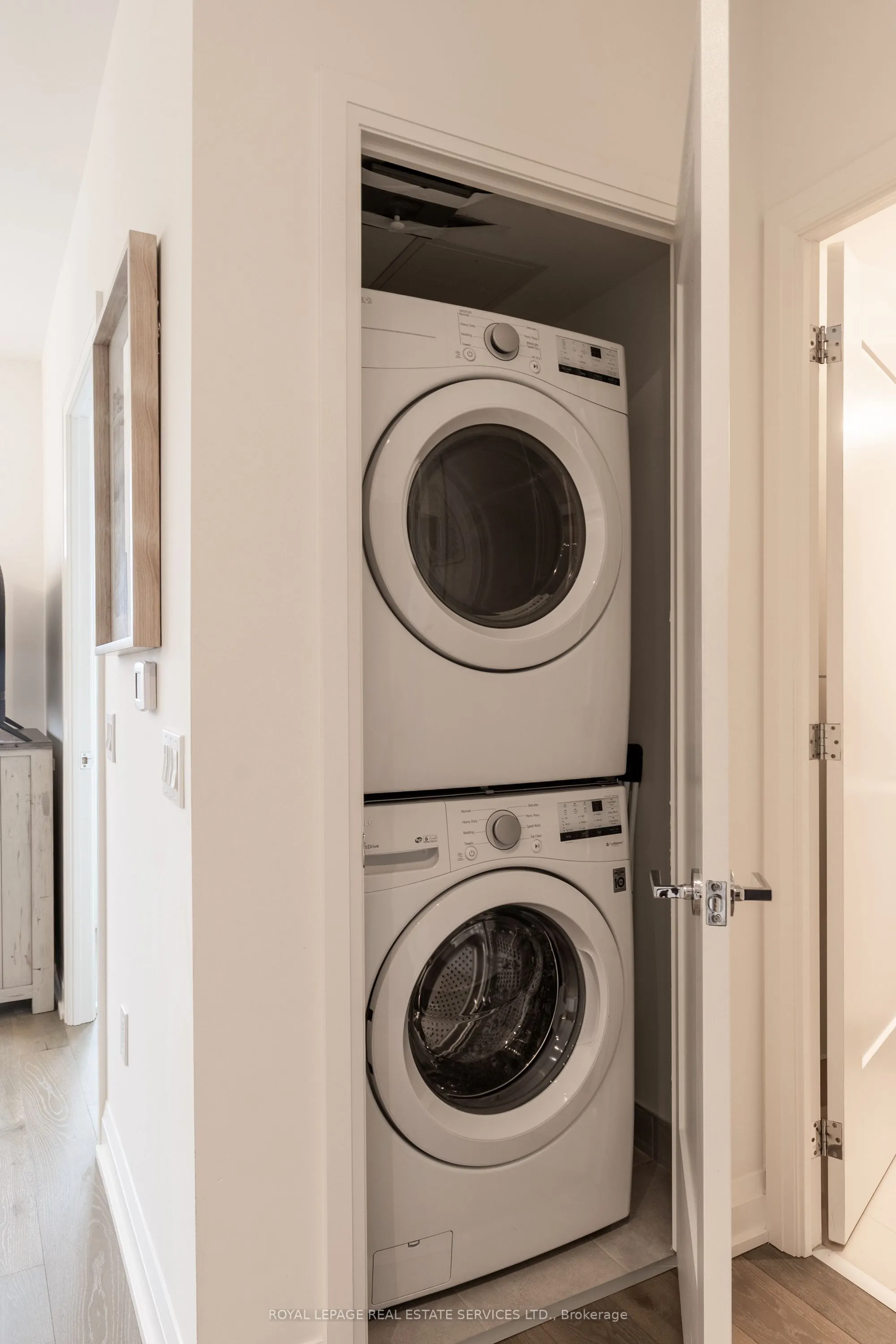 293 The Kingsway, #617