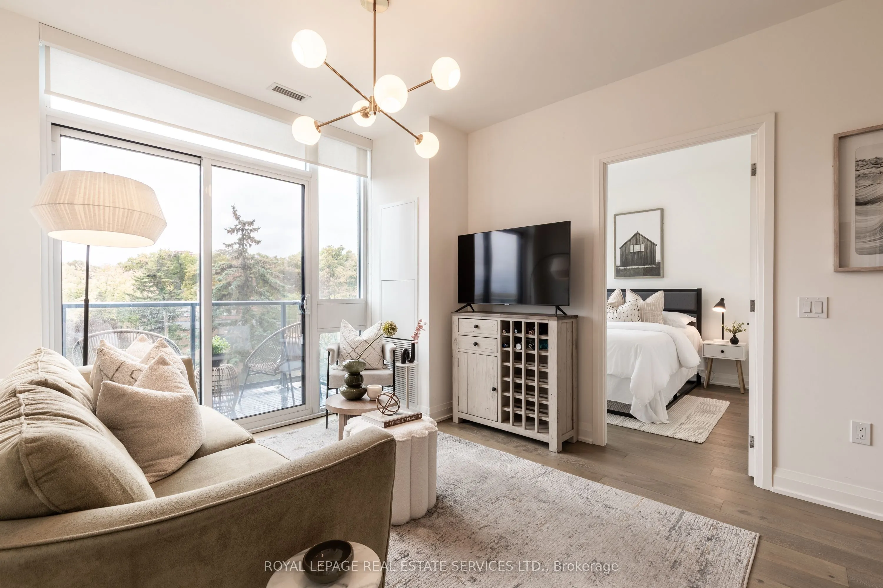 293 The Kingsway, #617