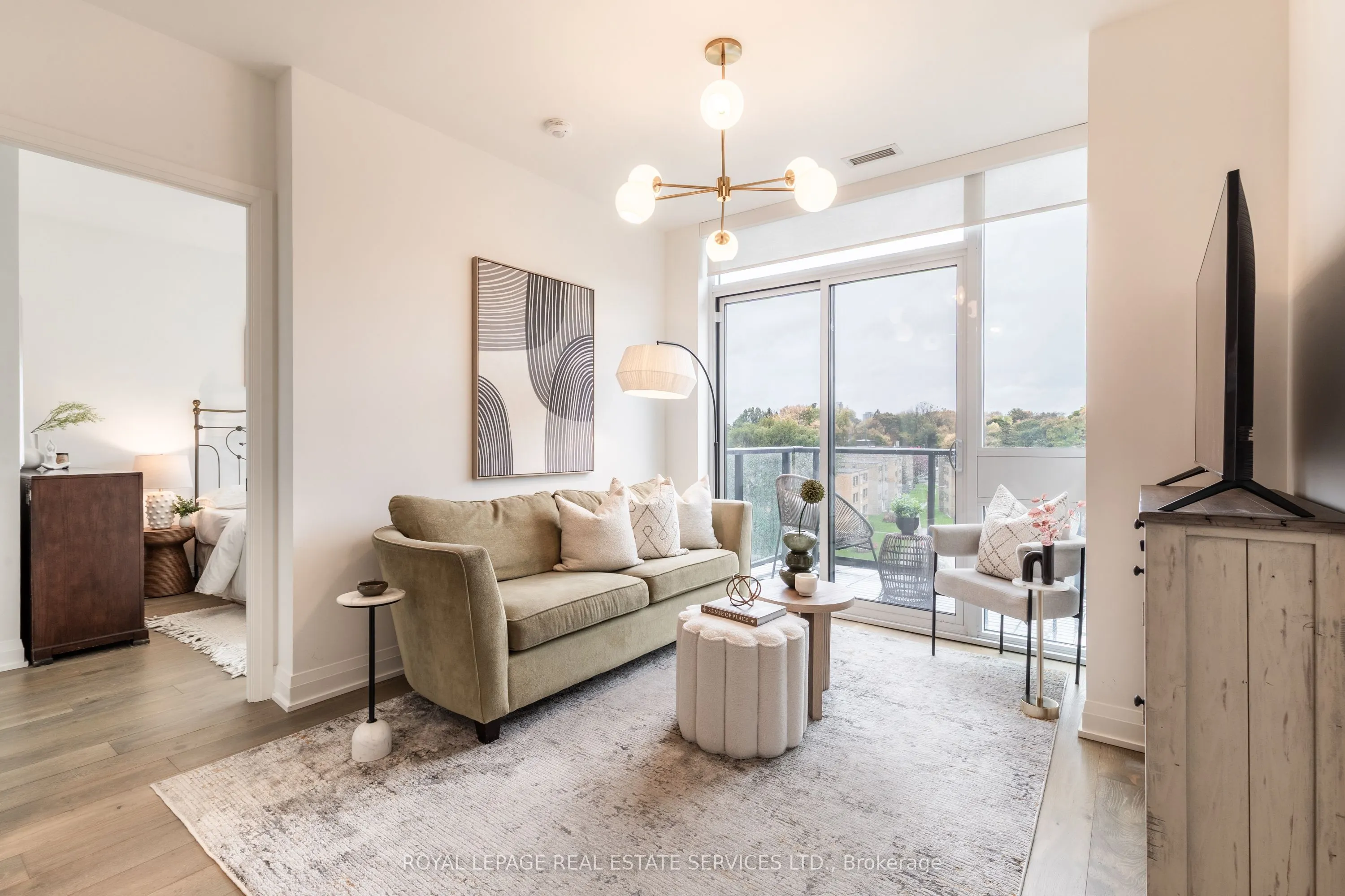 293 The Kingsway, #617