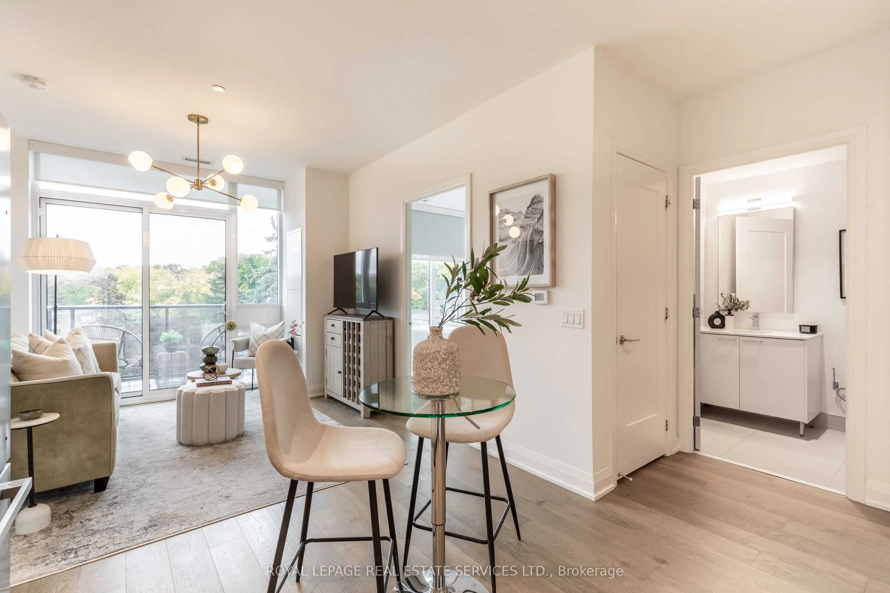 293 The Kingsway, #617