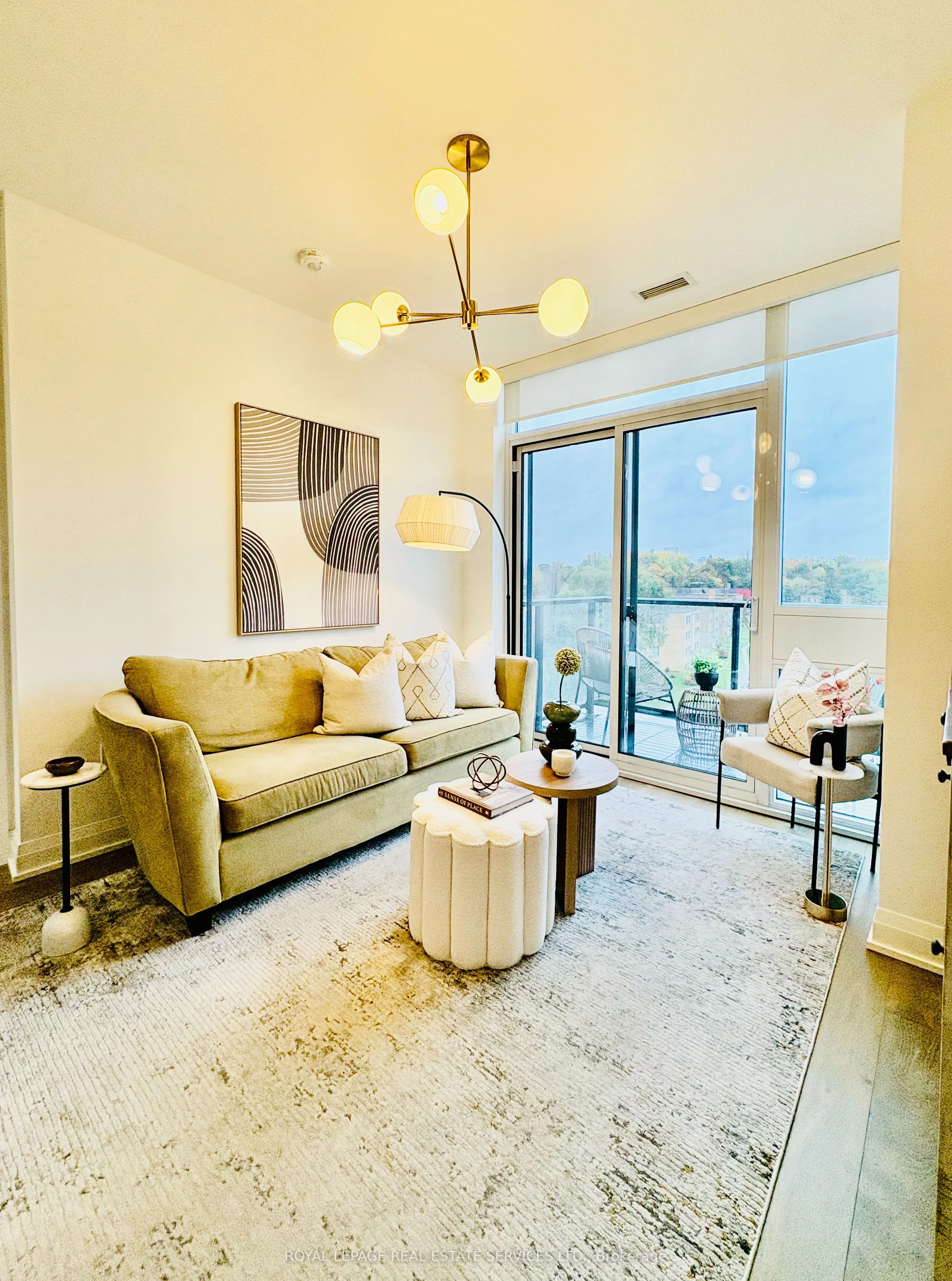 293 The Kingsway, #617