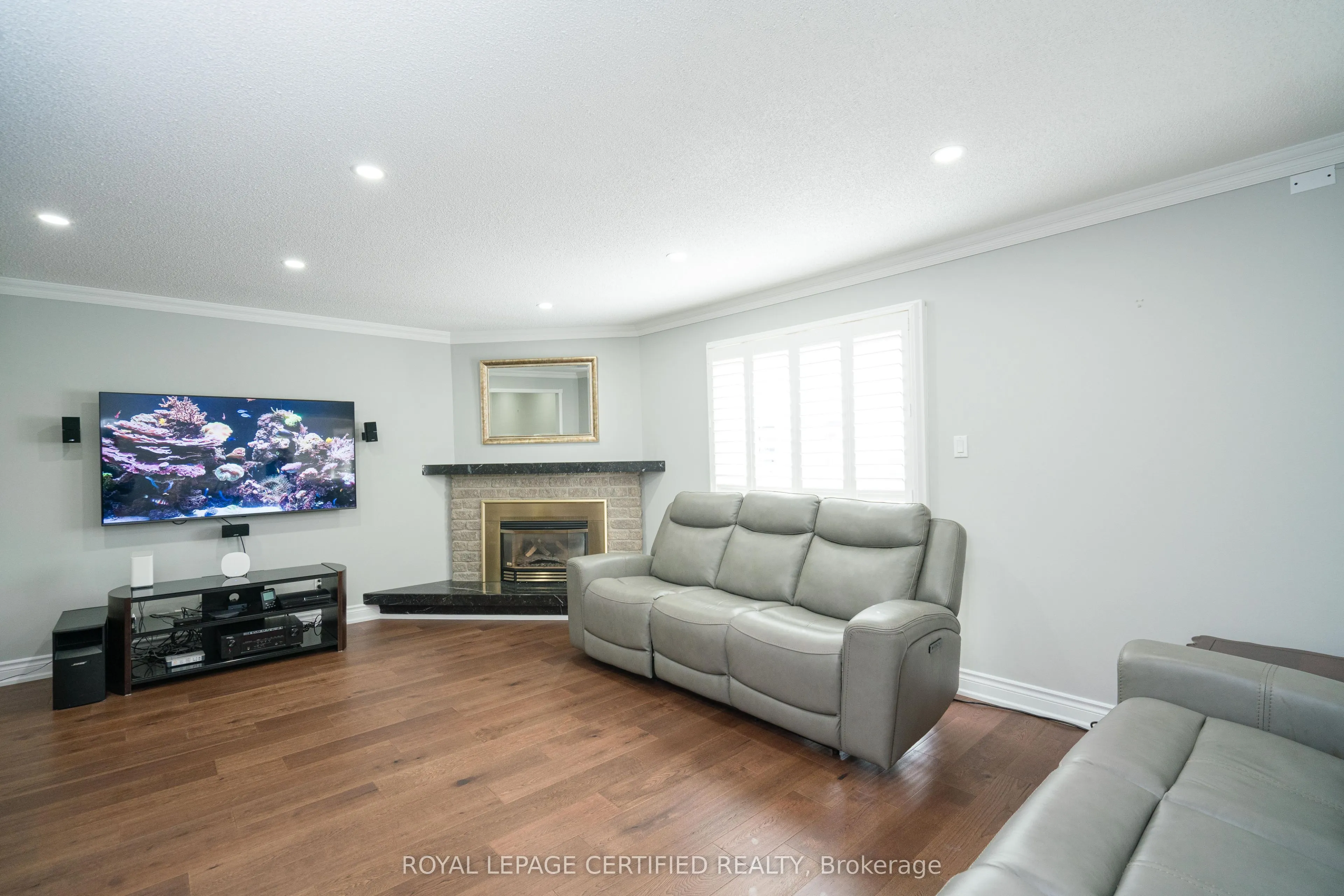 4464 Weymouth Commons Crescent