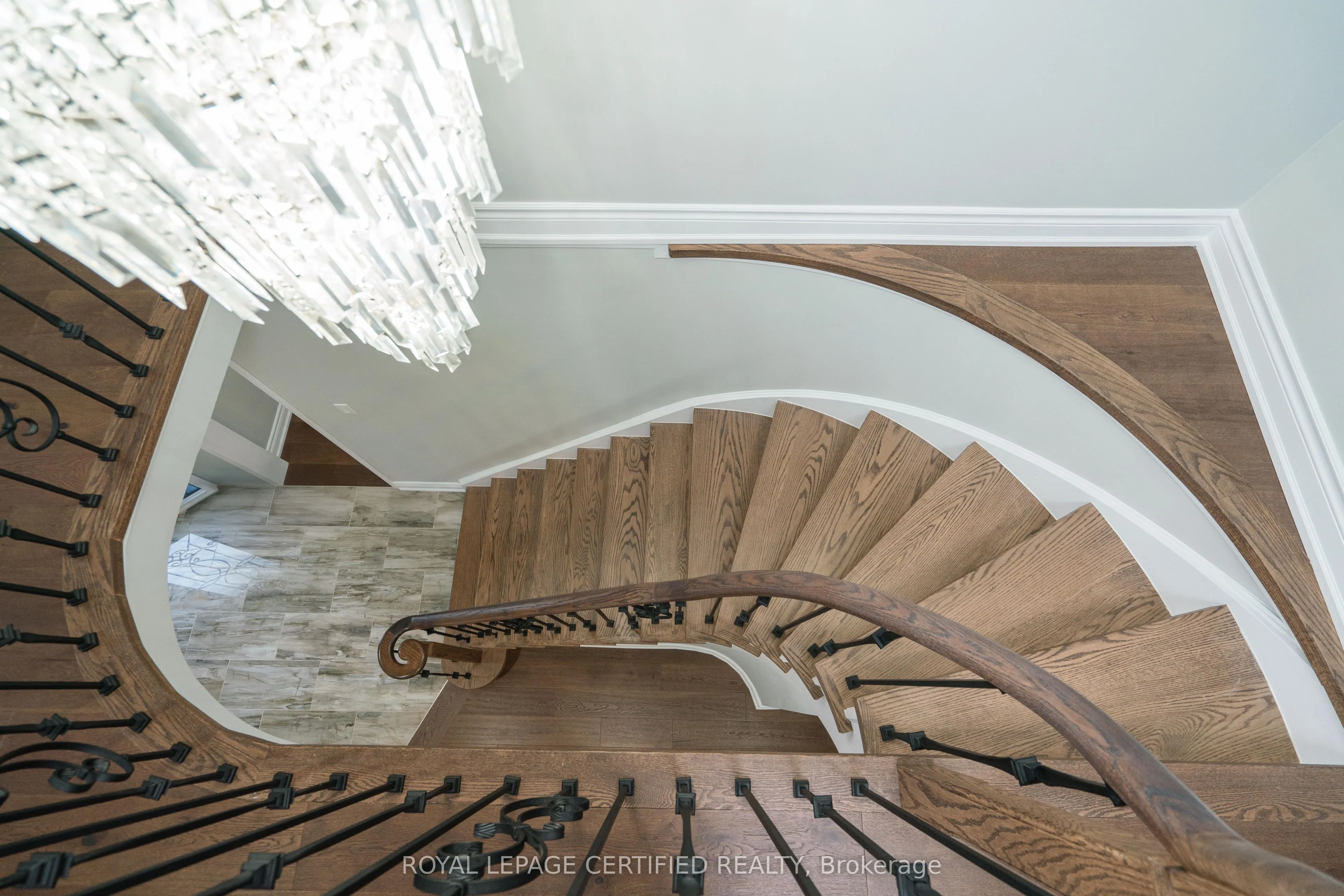 4464 Weymouth Commons Crescent