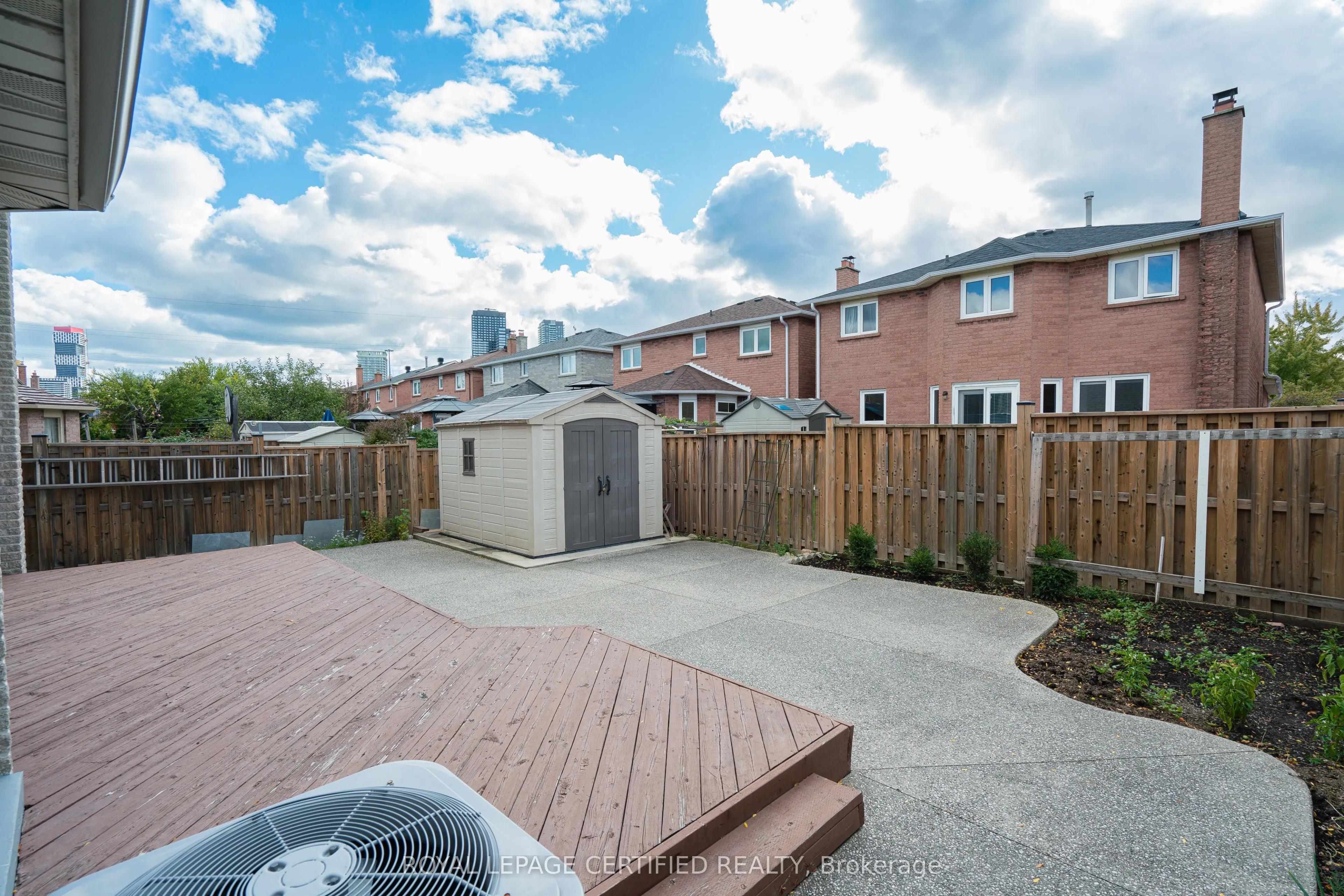 4464 Weymouth Commons Crescent