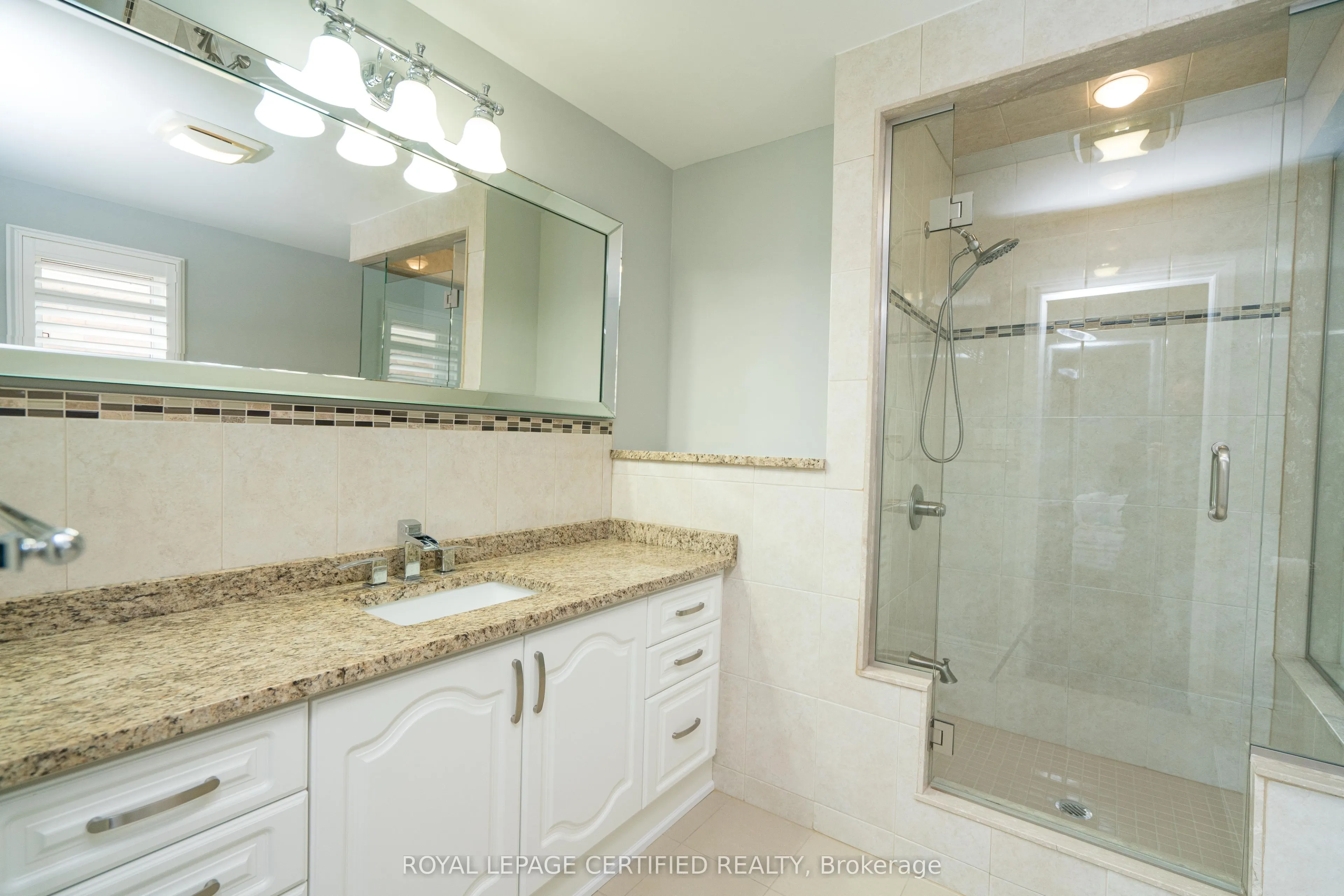 4464 Weymouth Commons Crescent