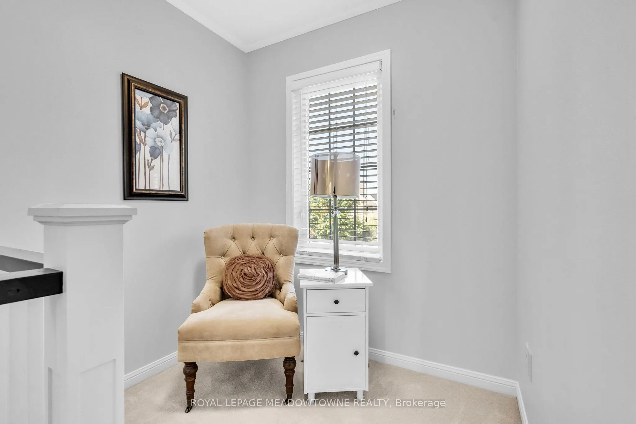 583 Caverhill Crescent