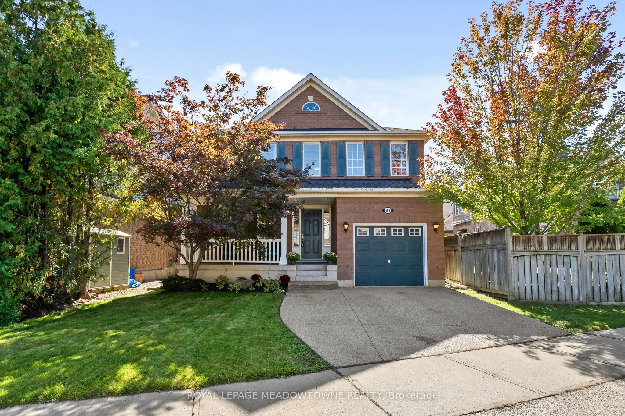 583 Caverhill Crescent