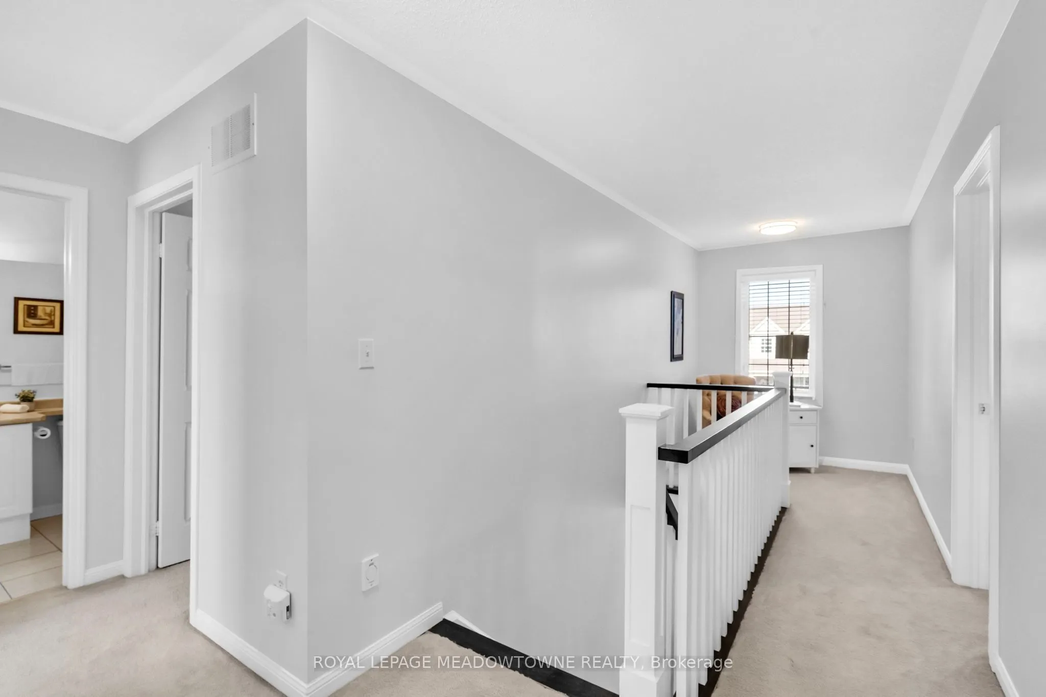 583 Caverhill Crescent