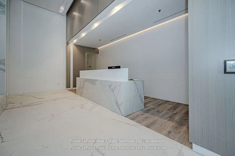 370 Martha Street, #610