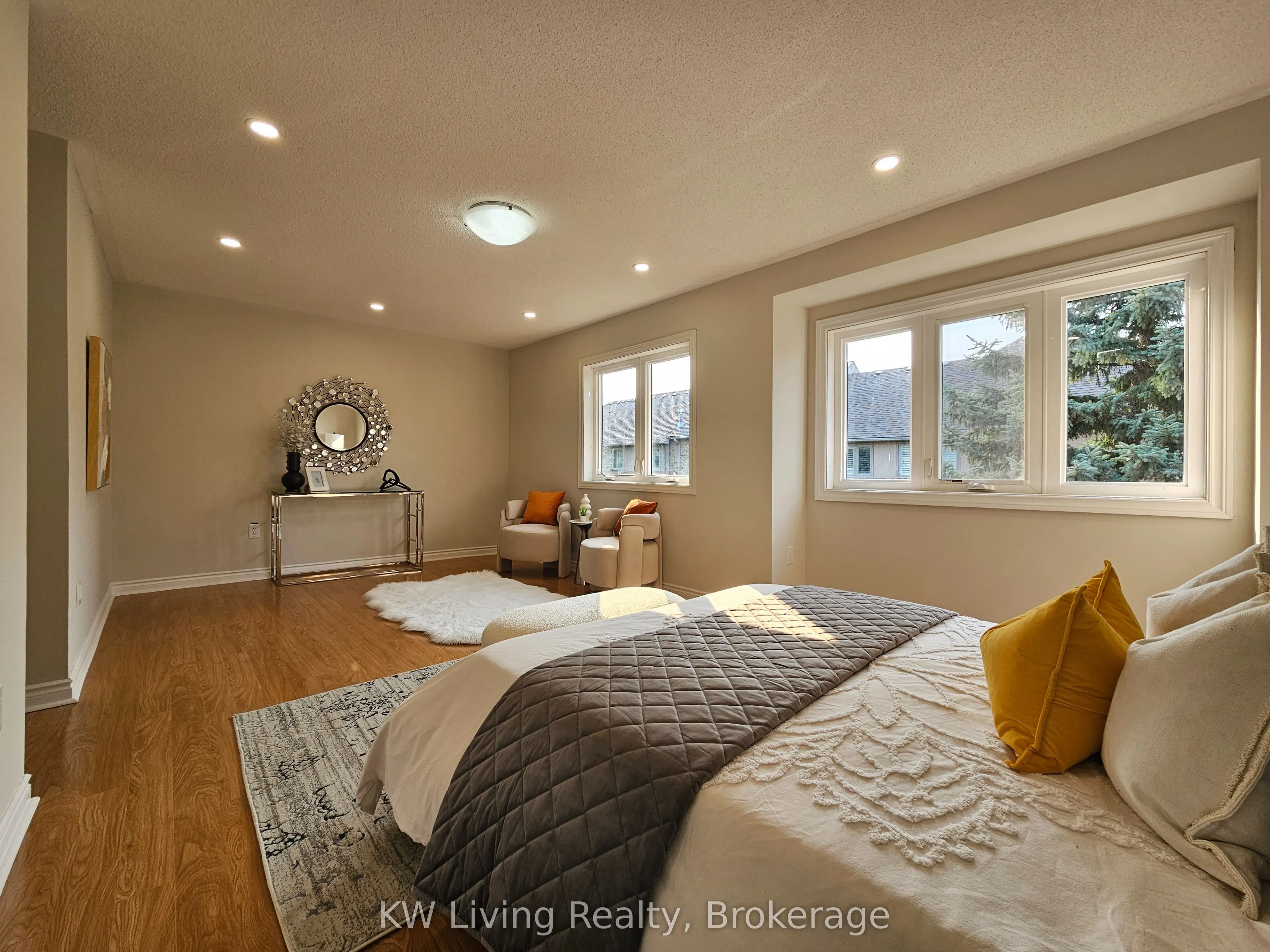 5662 Glen Erin Drive, #56