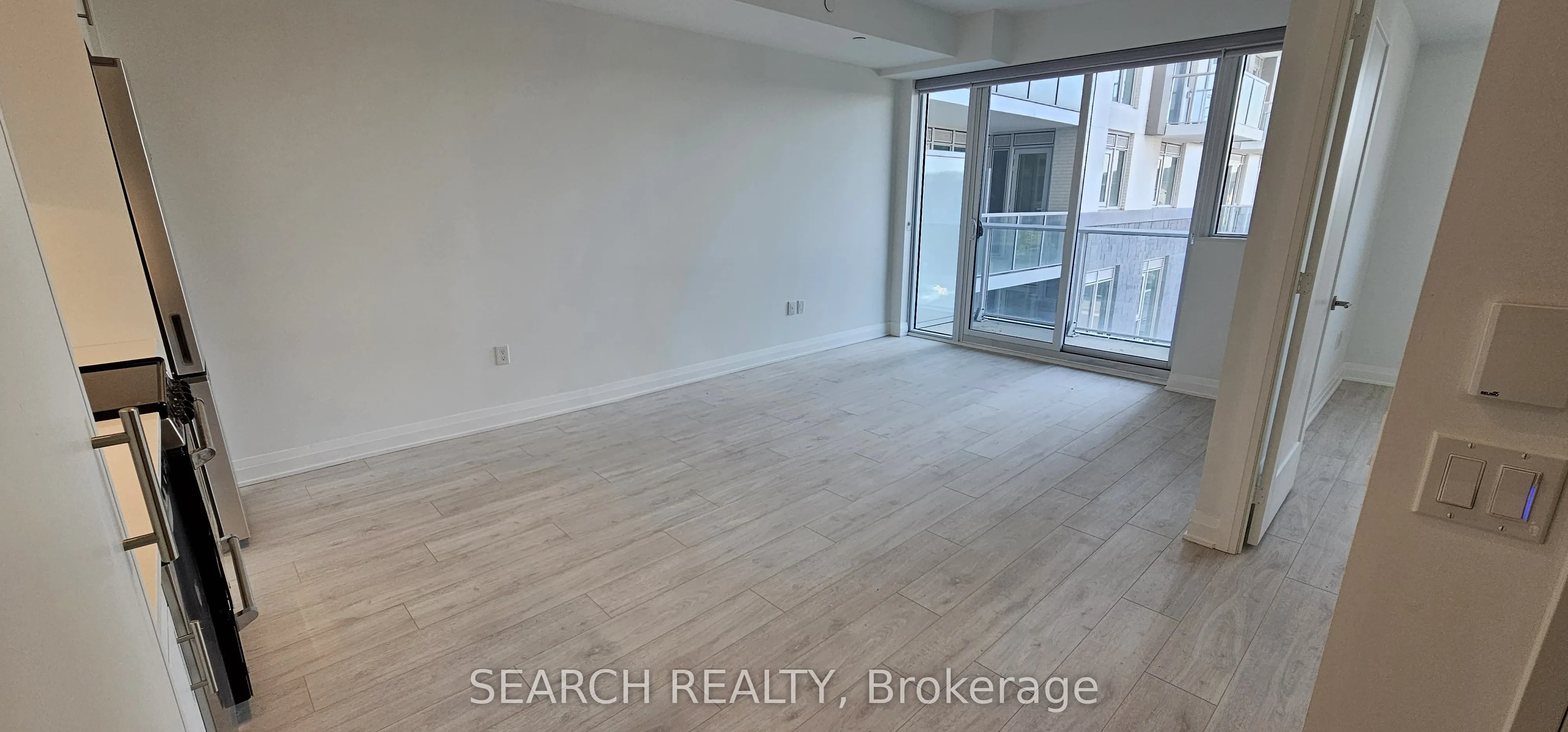 412 Silver Maple Road, #301