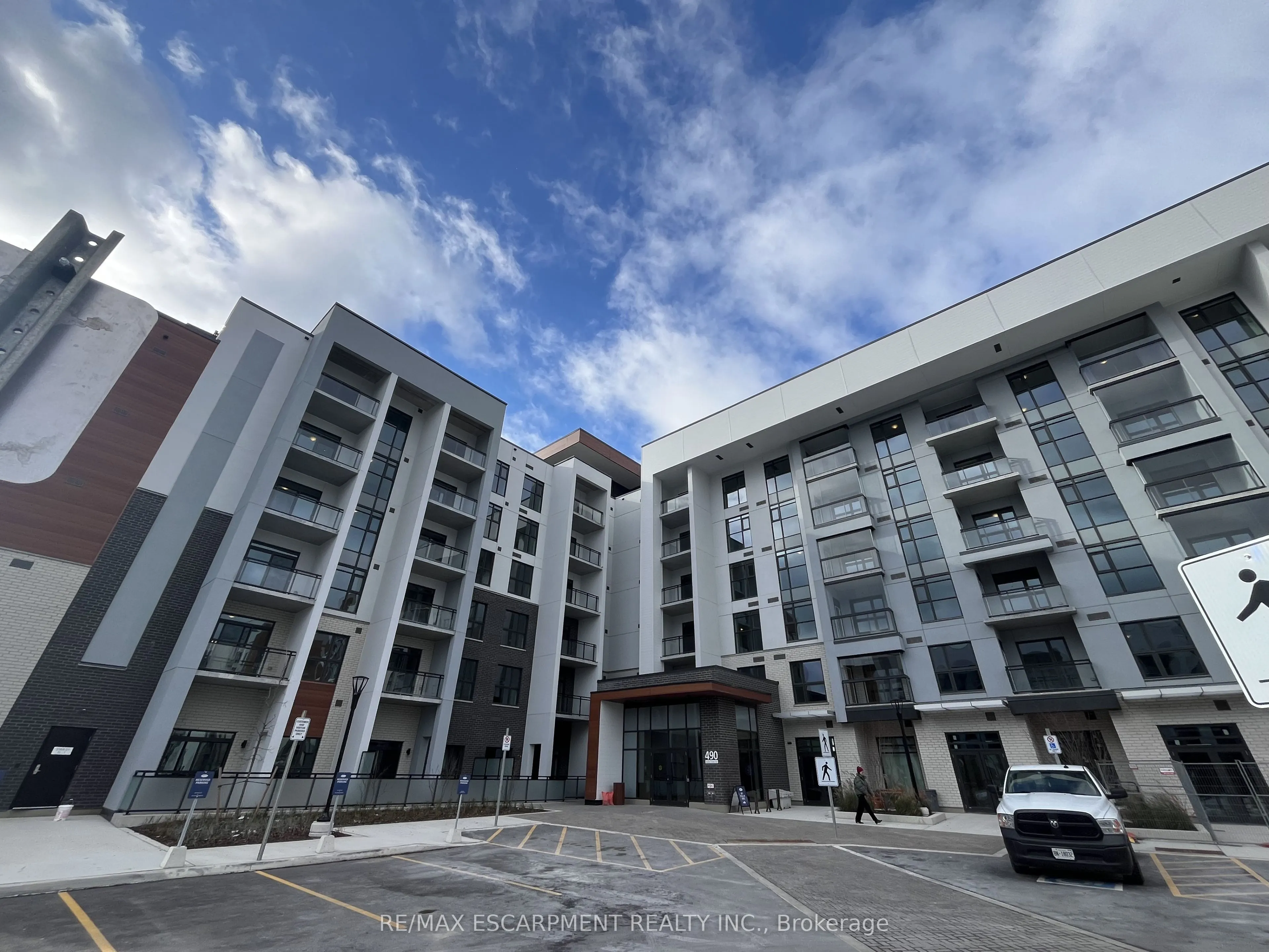 490 Gordon Krantz Avenue, #222