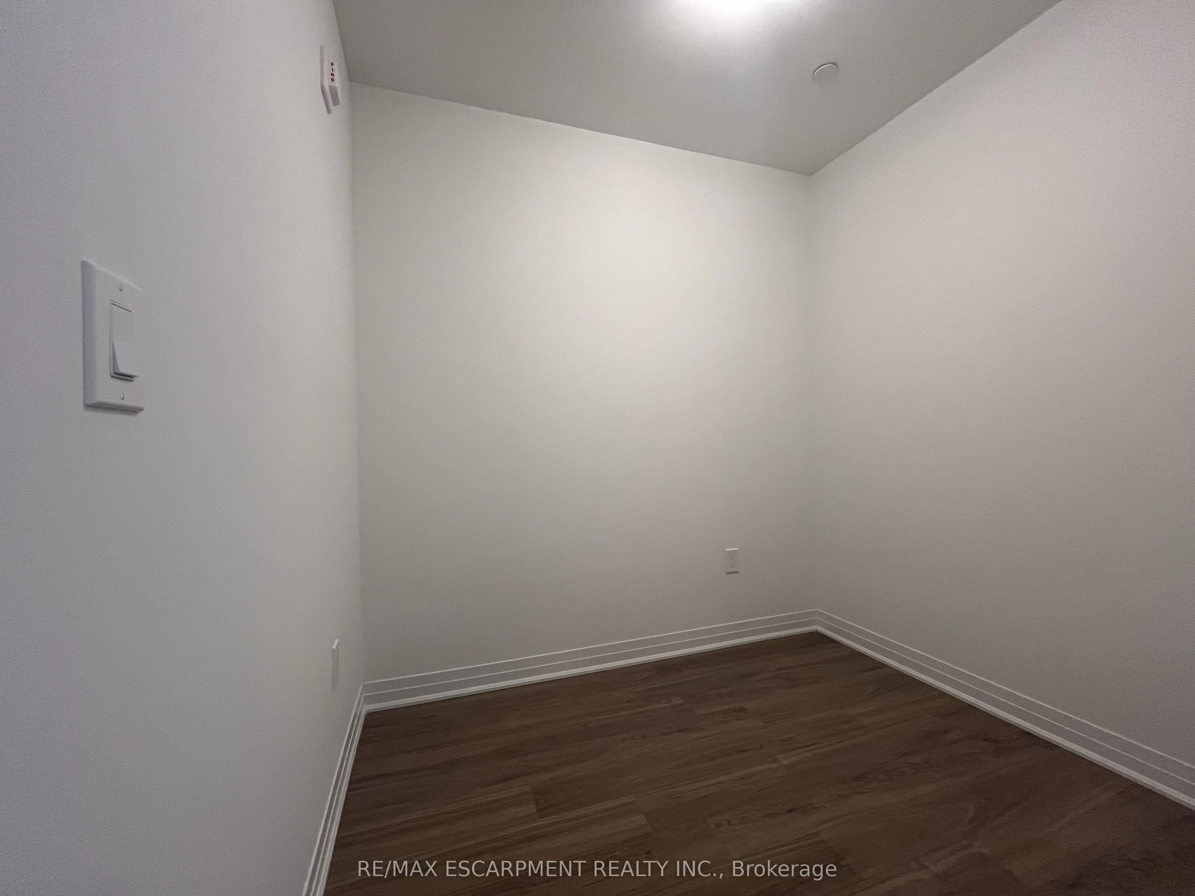 490 Gordon Krantz Avenue, #222