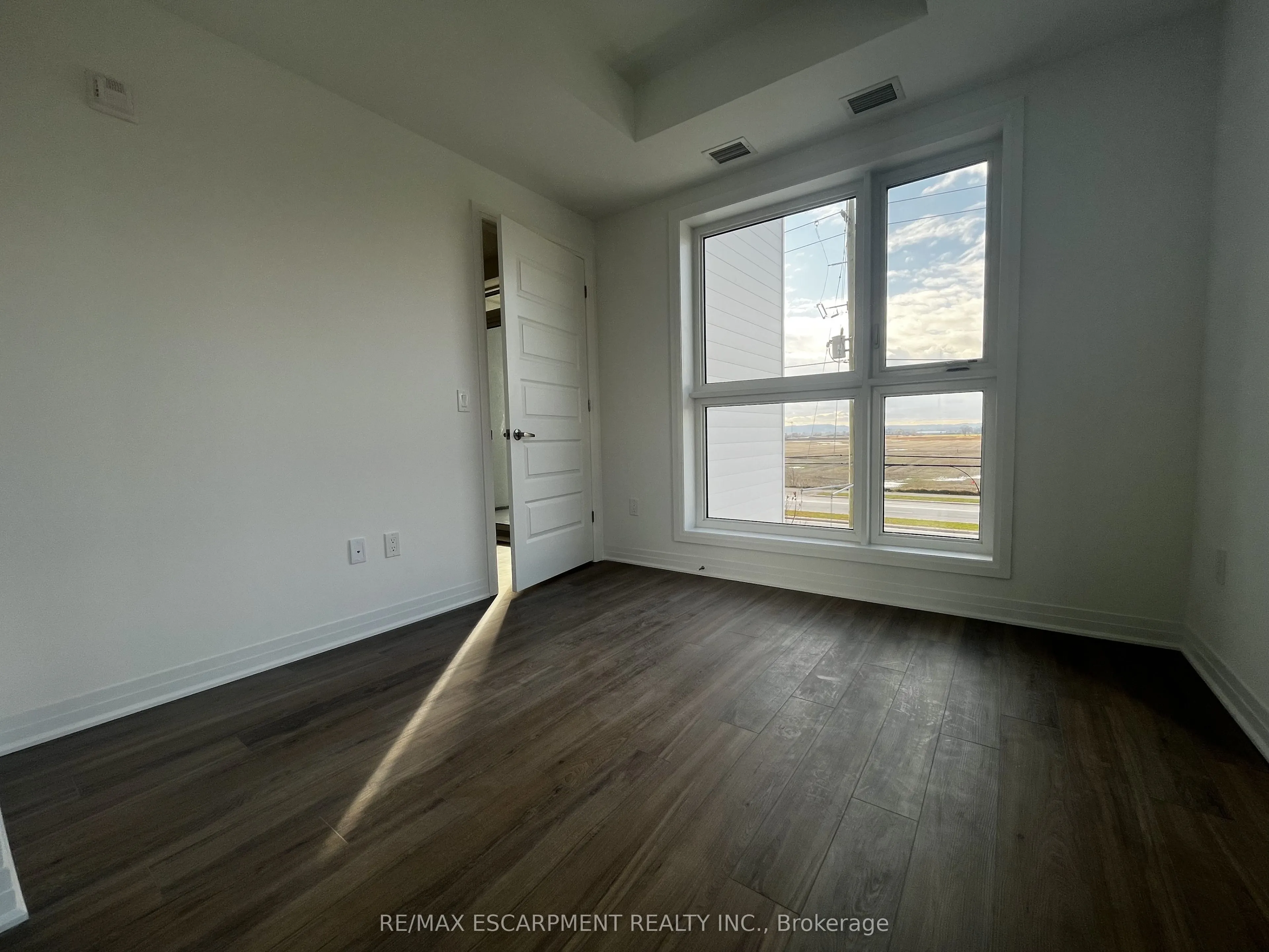 490 Gordon Krantz Avenue, #222