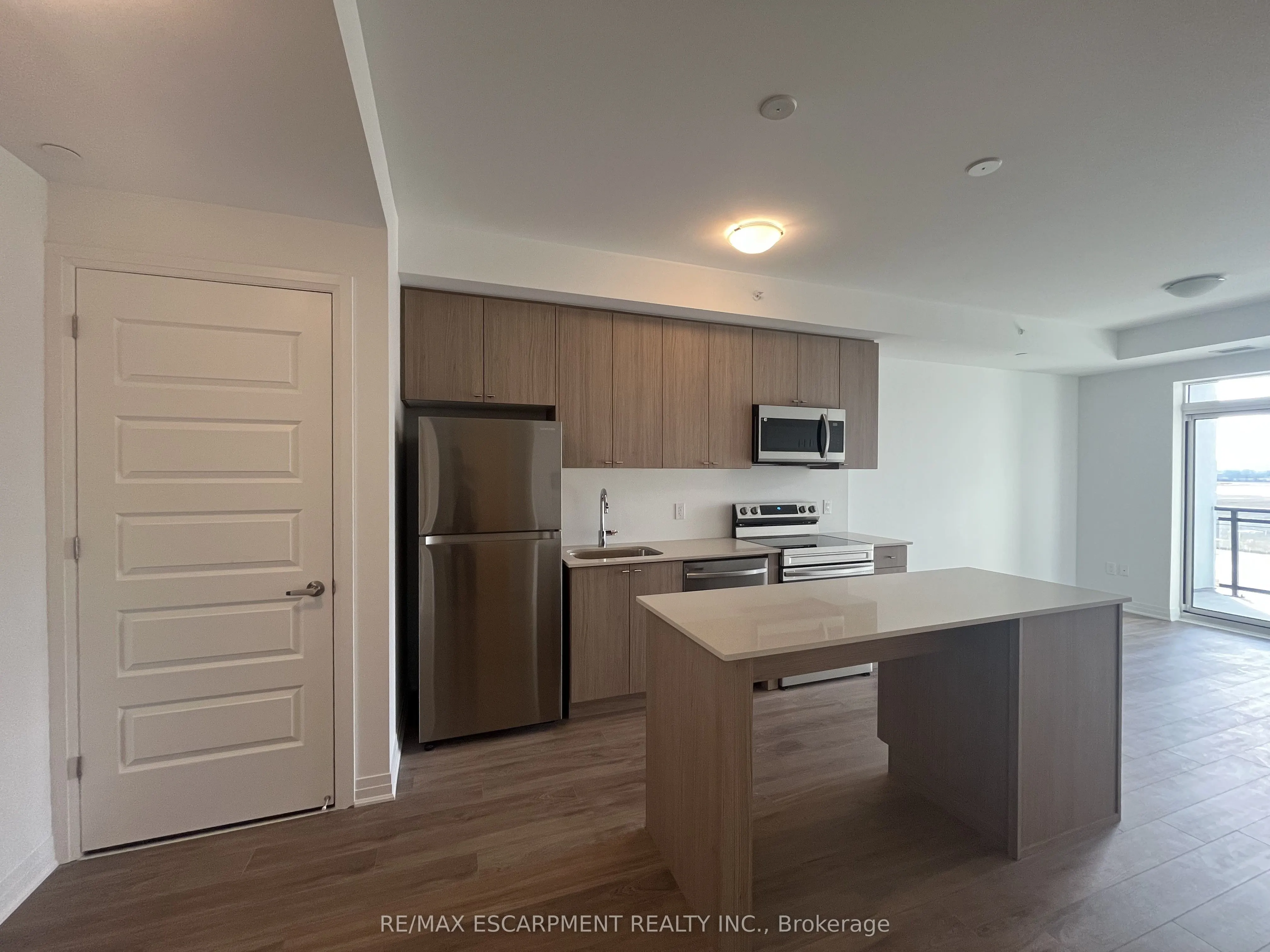 490 Gordon Krantz Avenue, #222