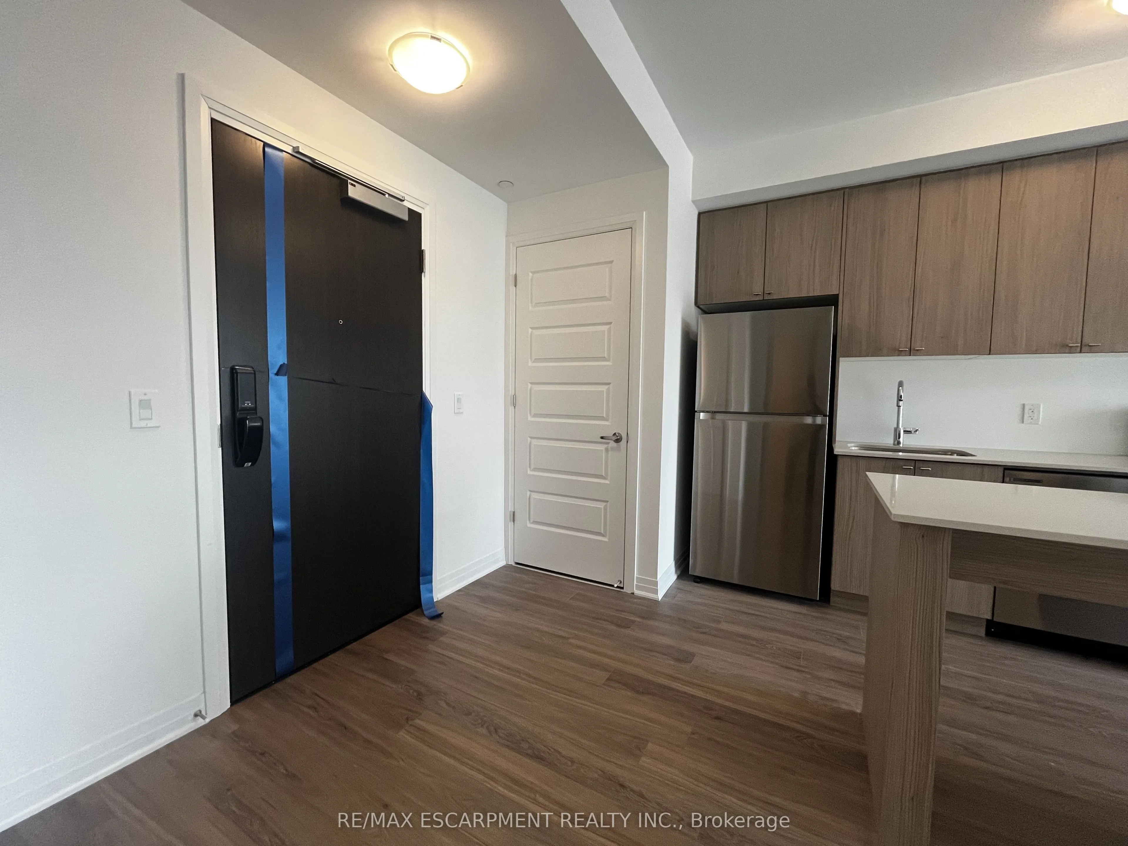 490 Gordon Krantz Avenue, #222