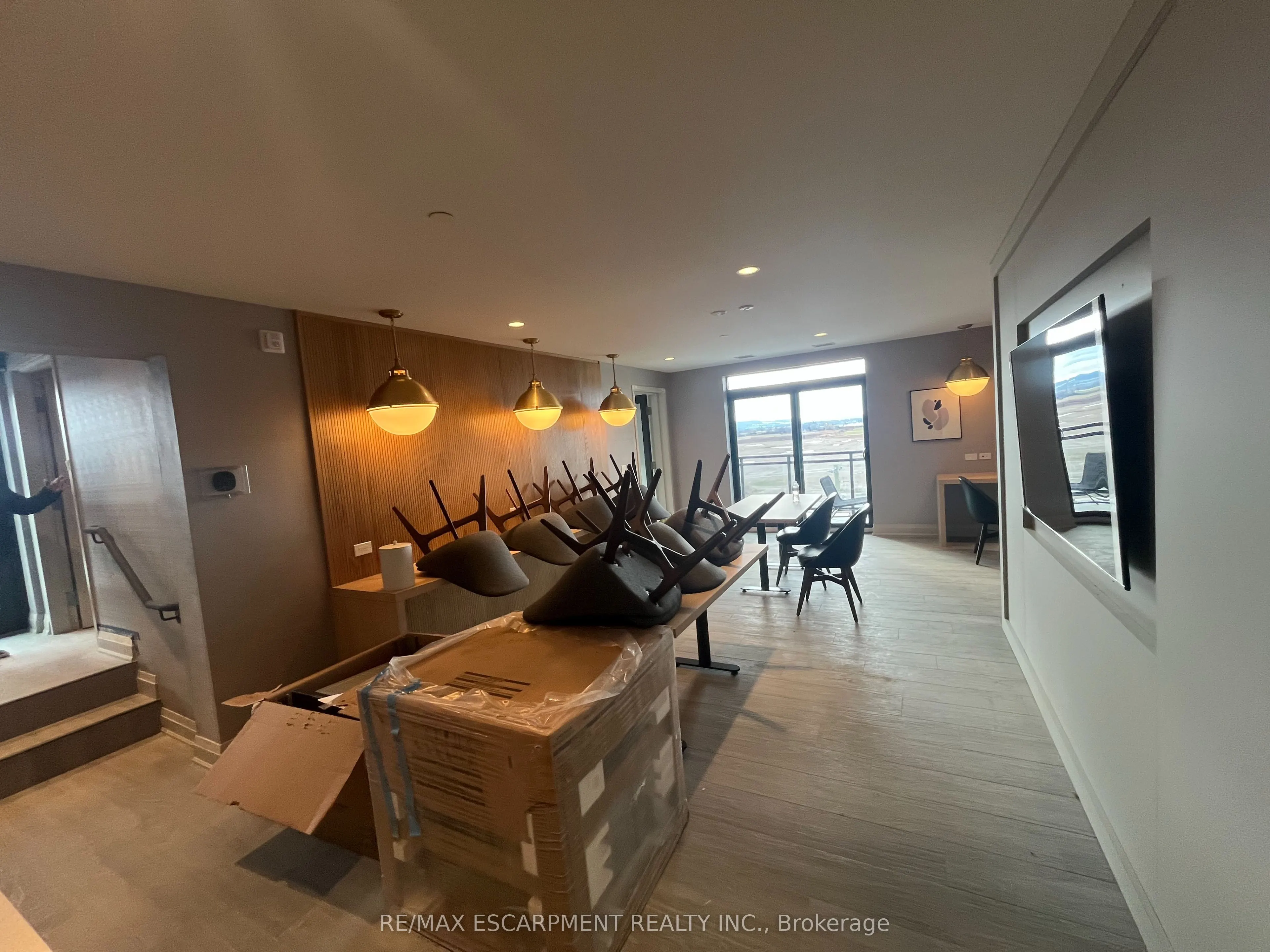 490 Gordon Krantz Avenue, #222