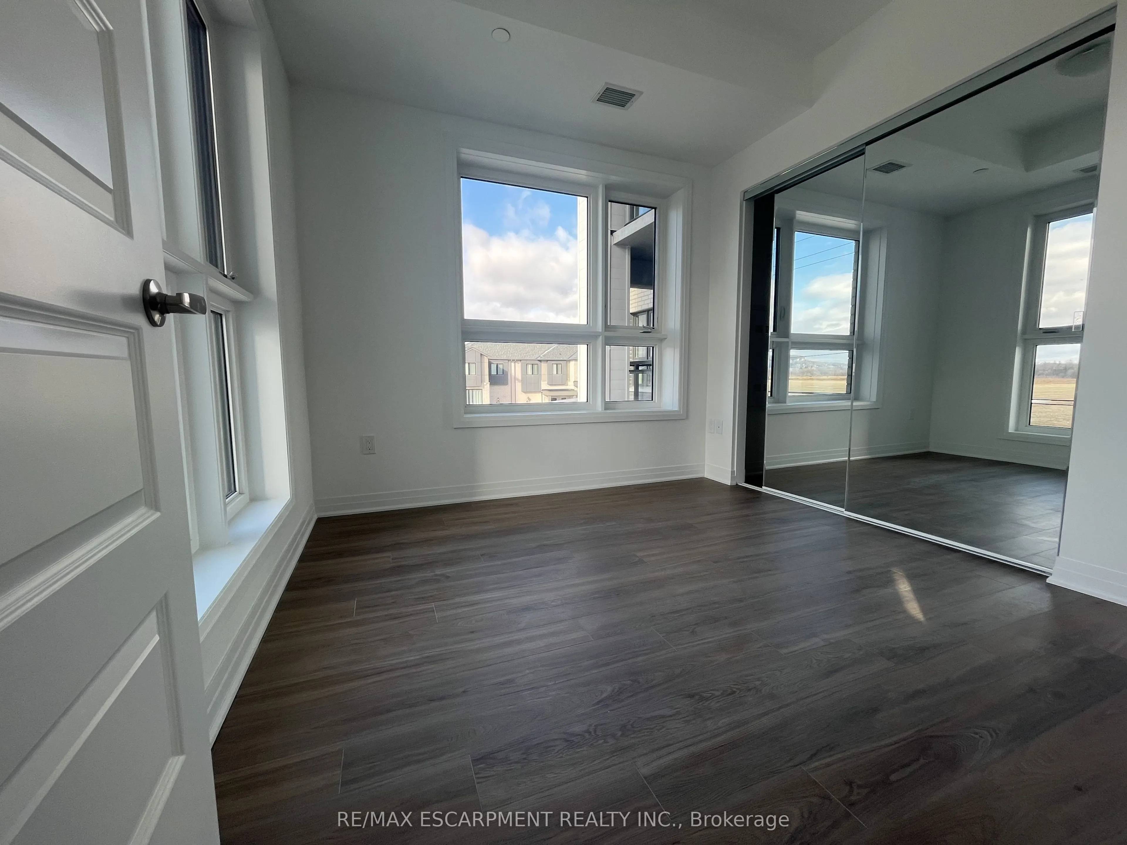 490 Gordon Krantz Avenue, #222