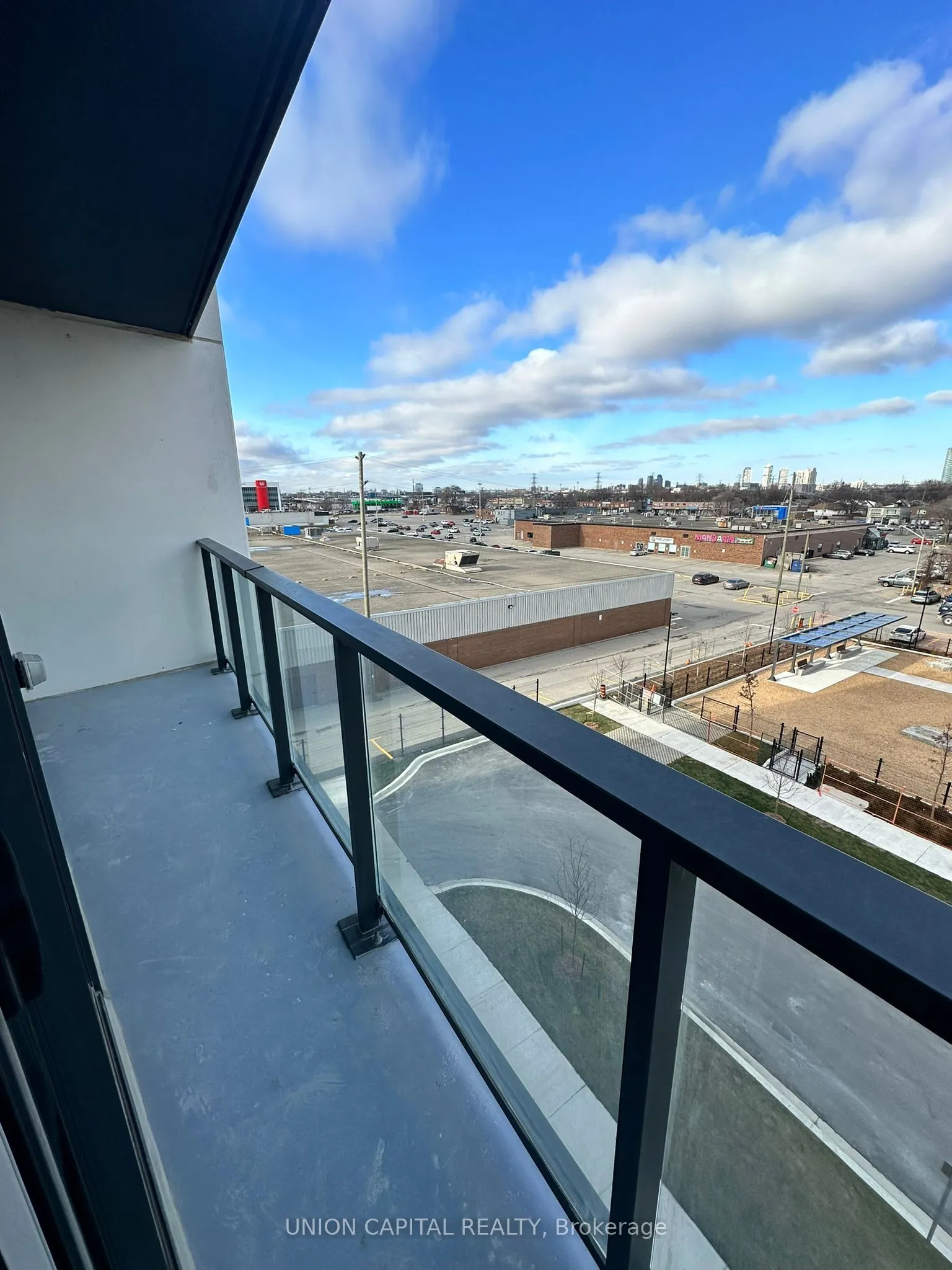 36 Zorra Street N, #513