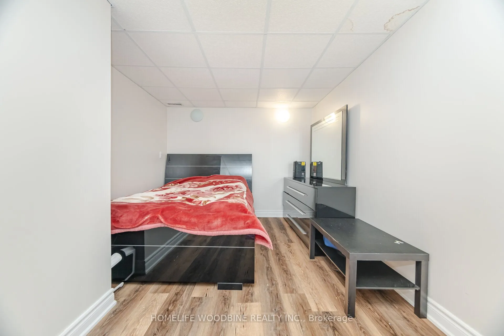 2546 Burnford Trail N