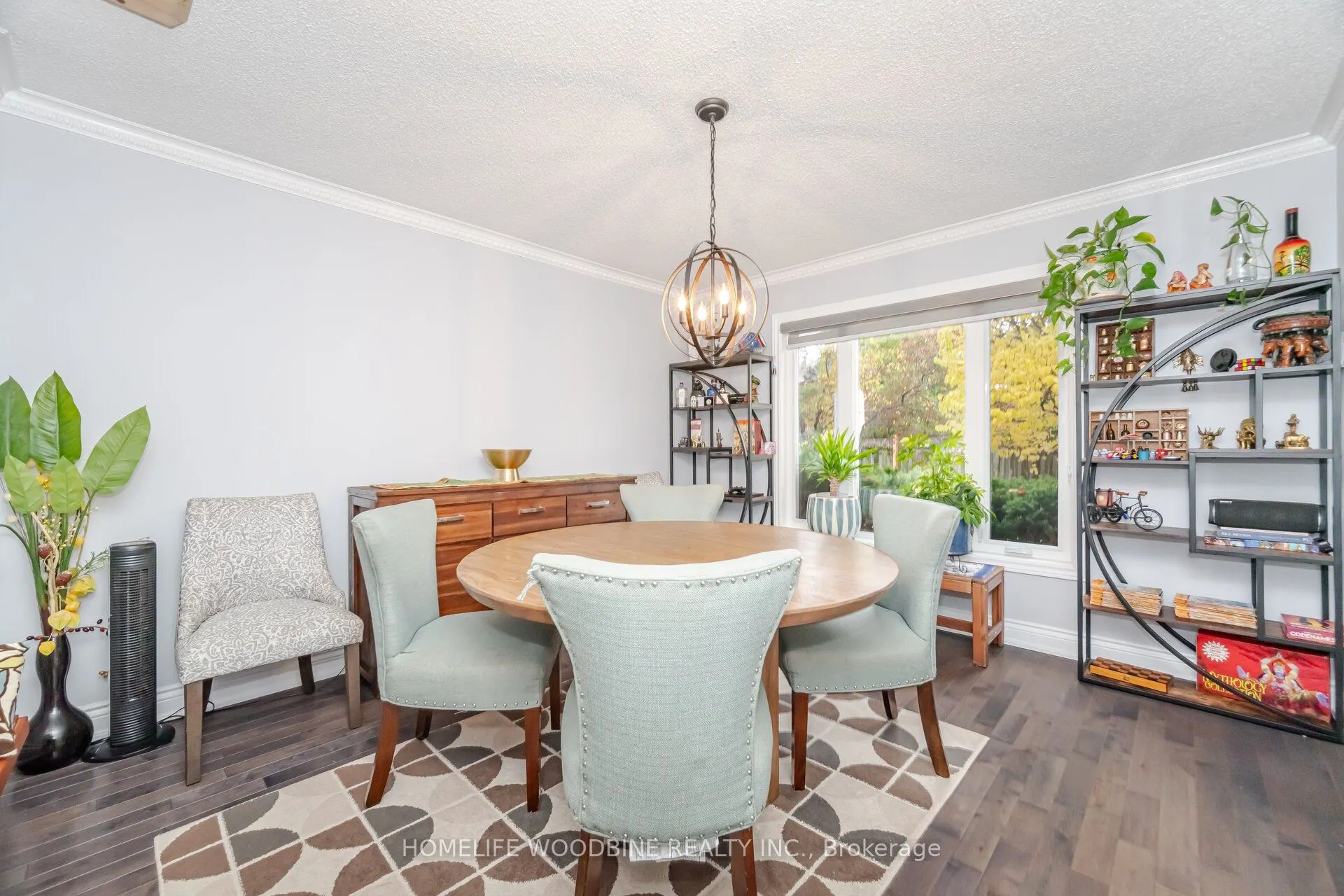 2546 Burnford Trail N