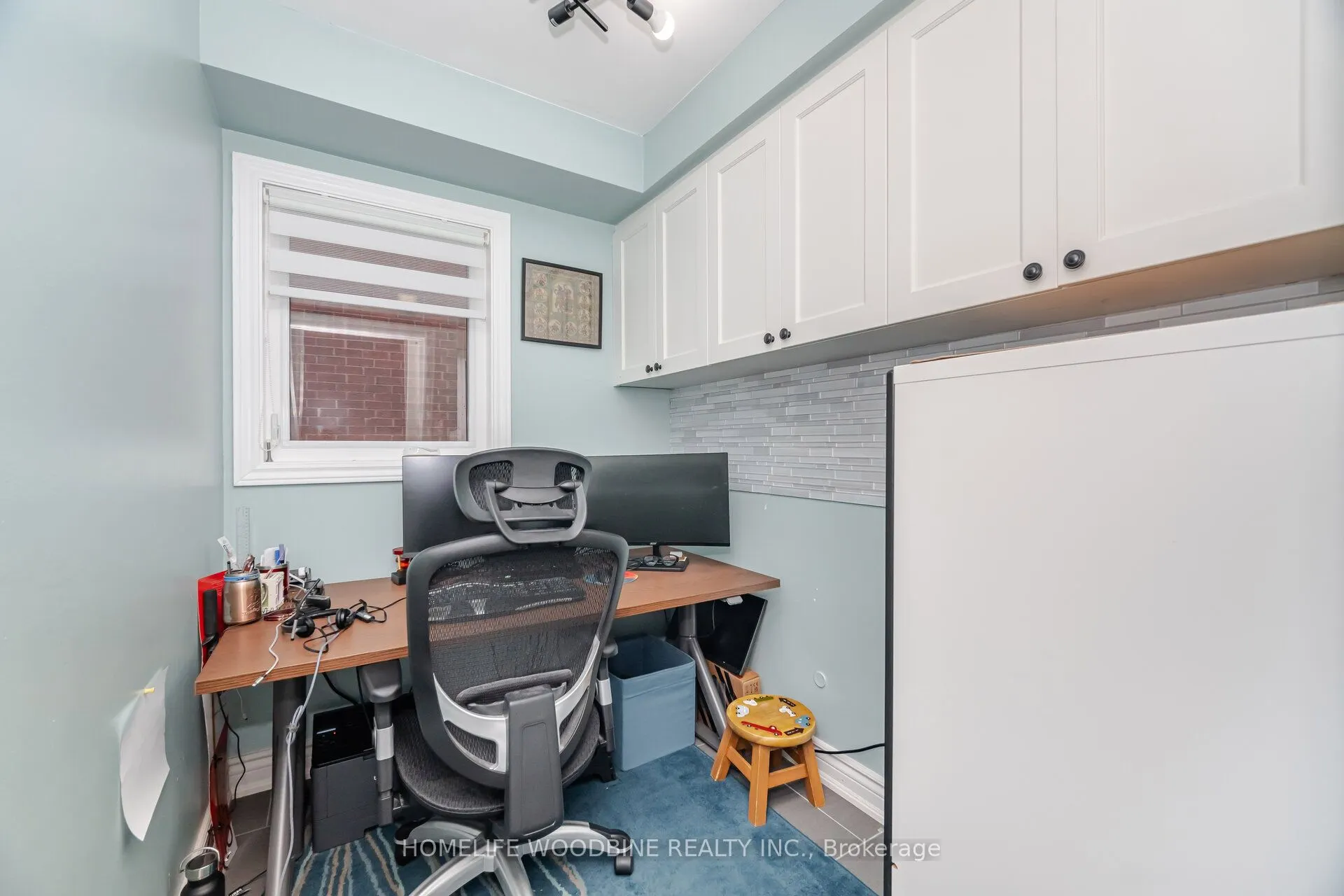 2546 Burnford Trail N