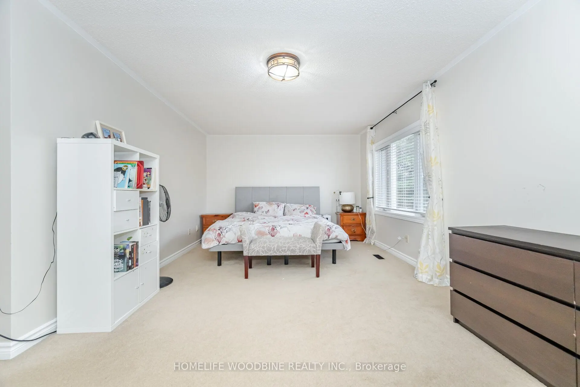 2546 Burnford Trail N