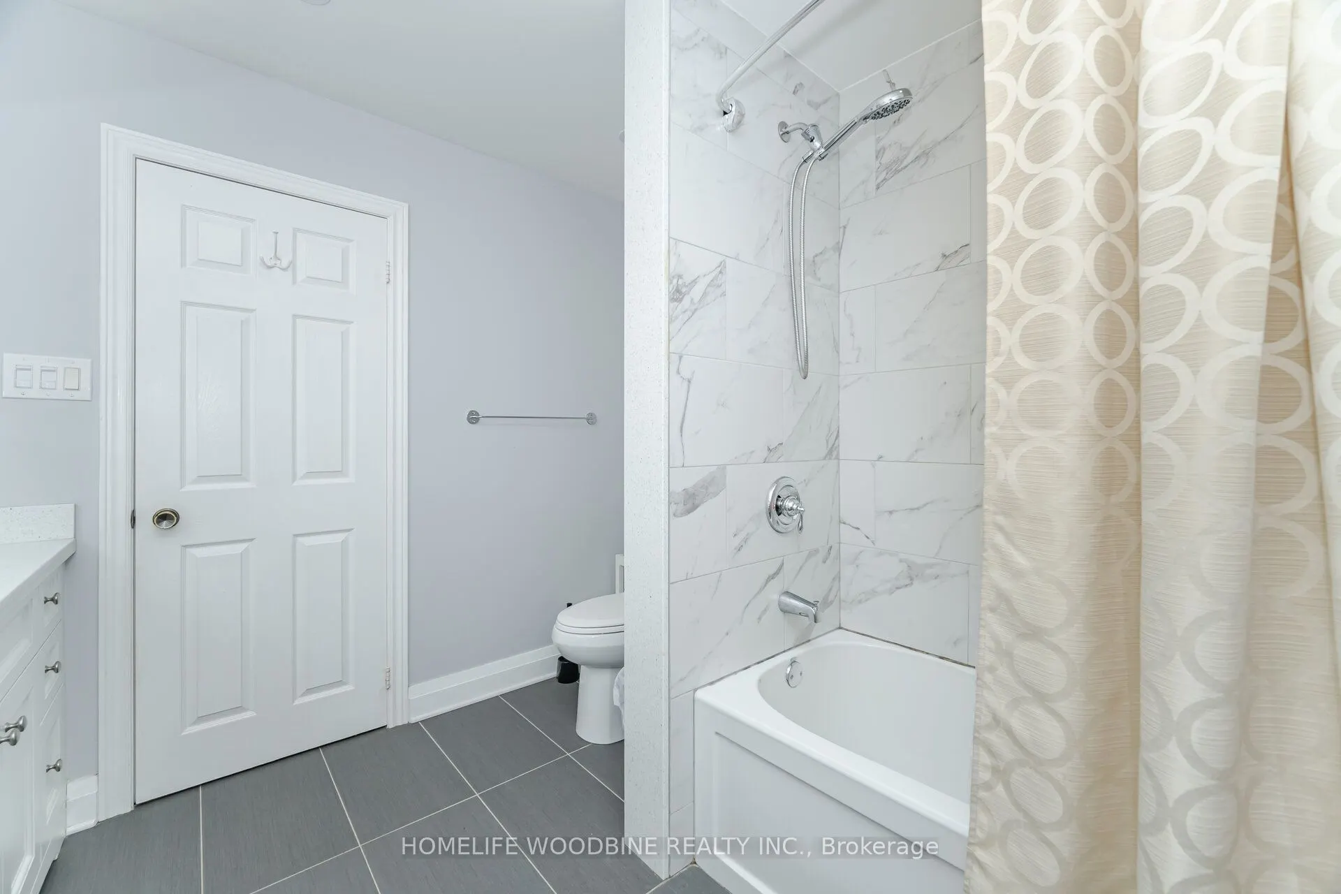 2546 Burnford Trail N