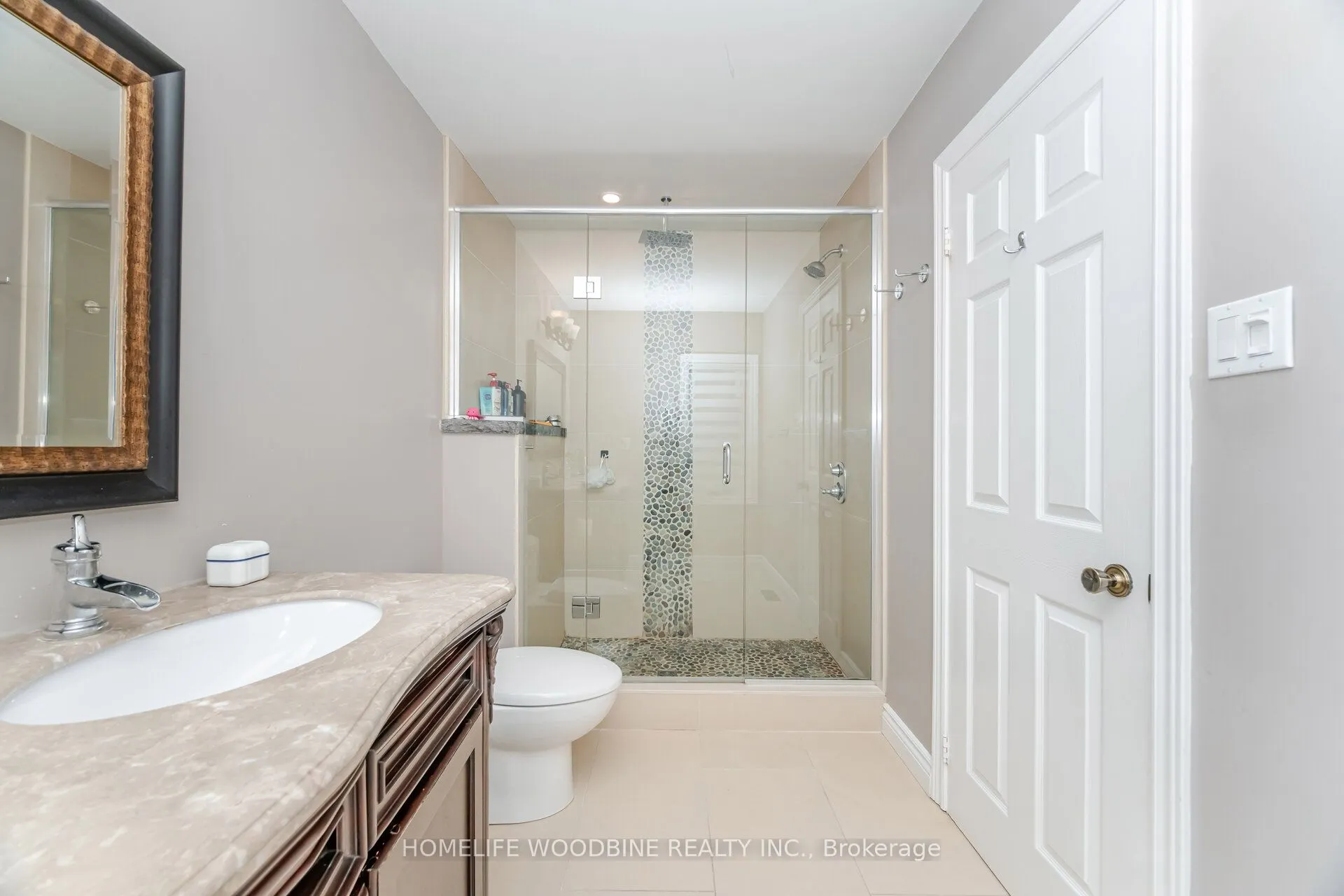 2546 Burnford Trail N