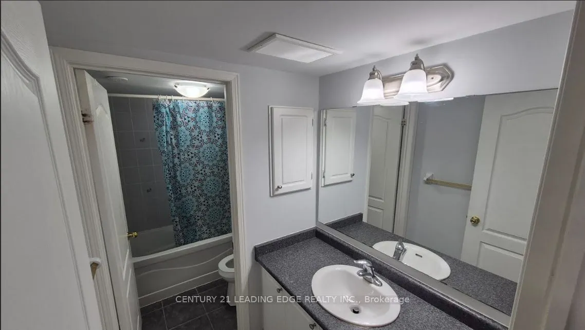 3335 Thomas Street, #5