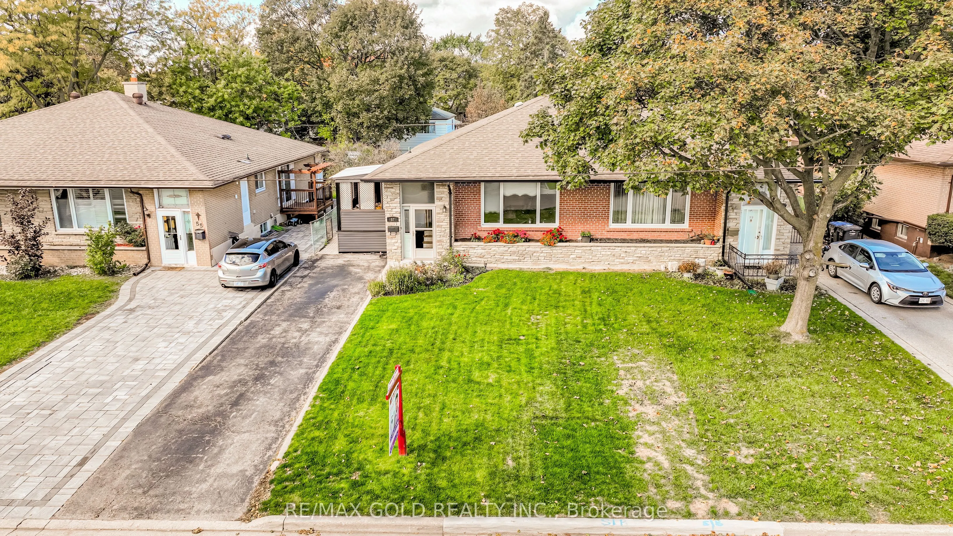 57 alderbury Crescent