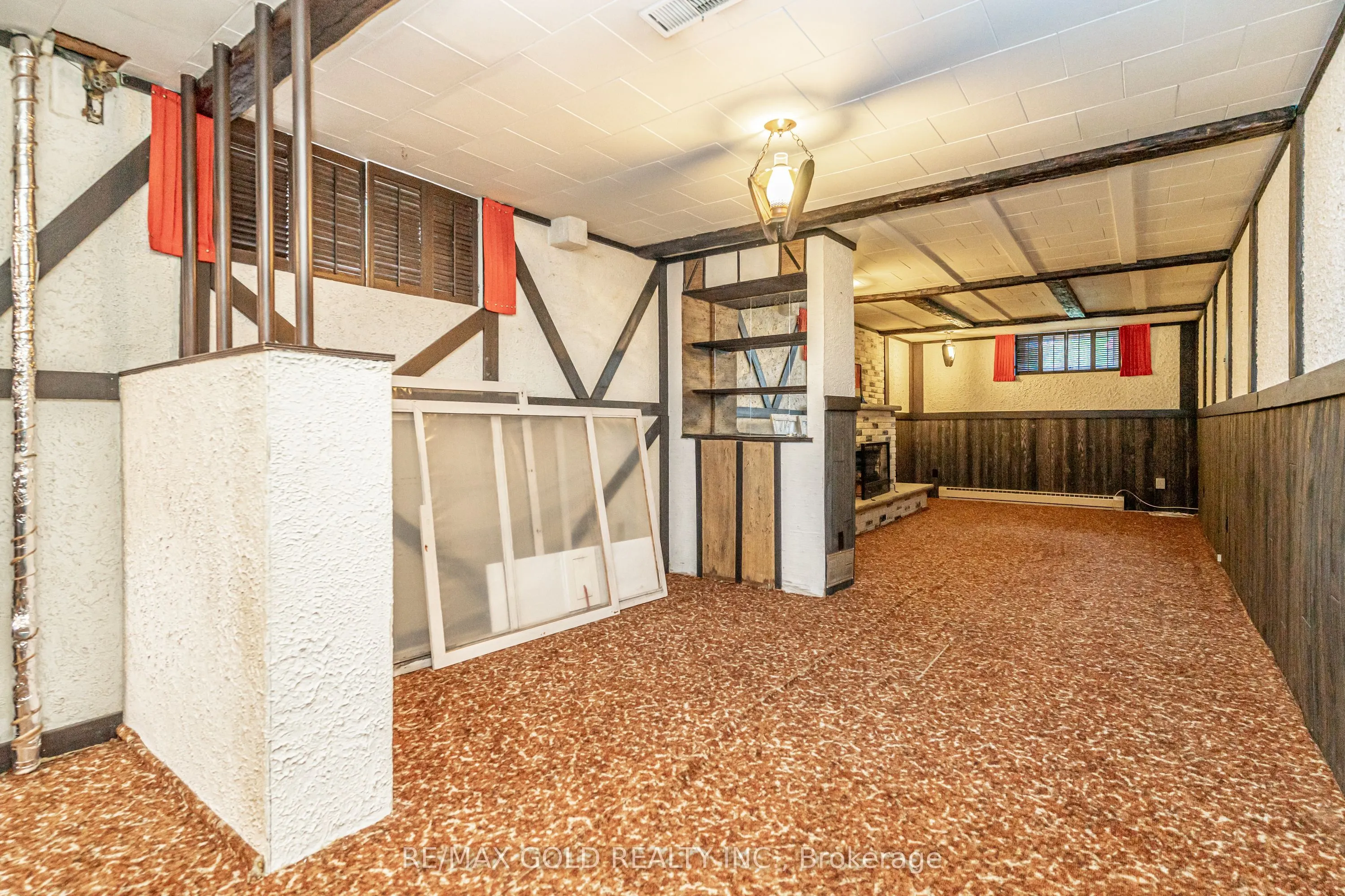 57 alderbury Crescent