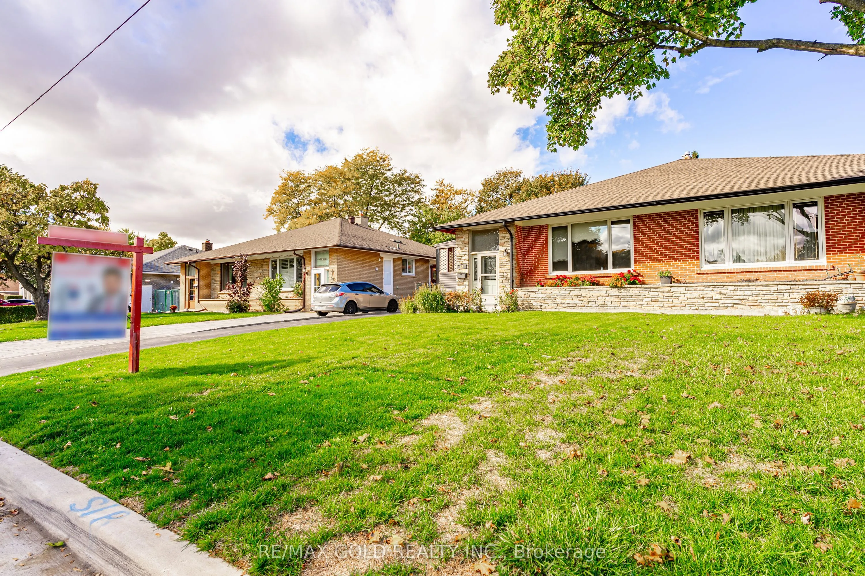 57 alderbury Crescent