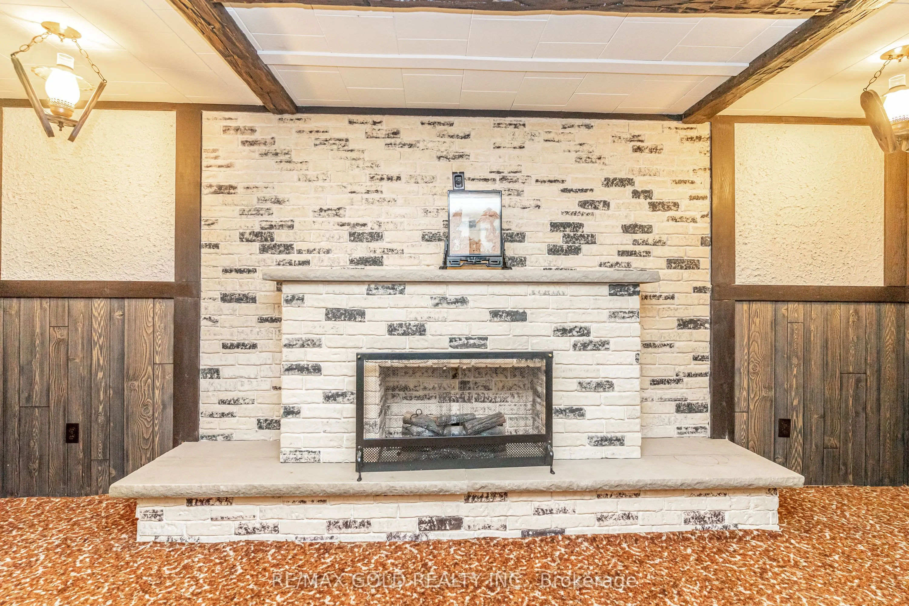 57 alderbury Crescent