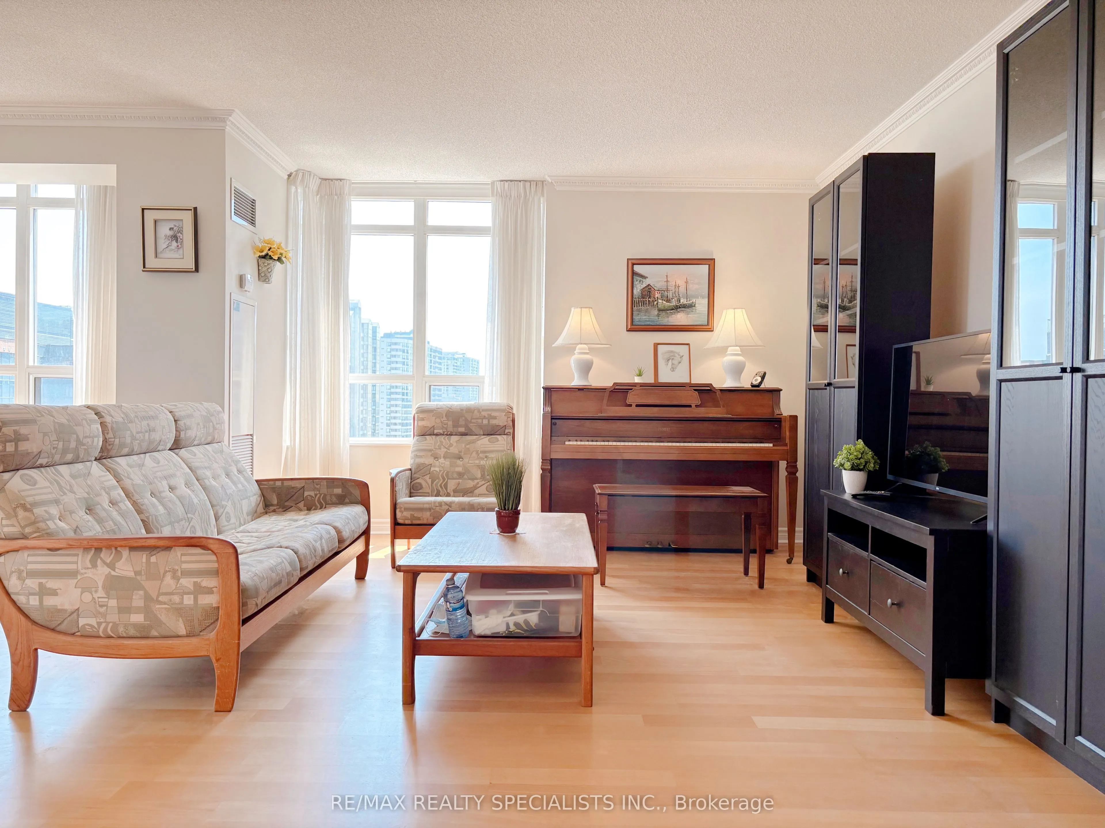 3880 Duke Of York Boulevard, #1415