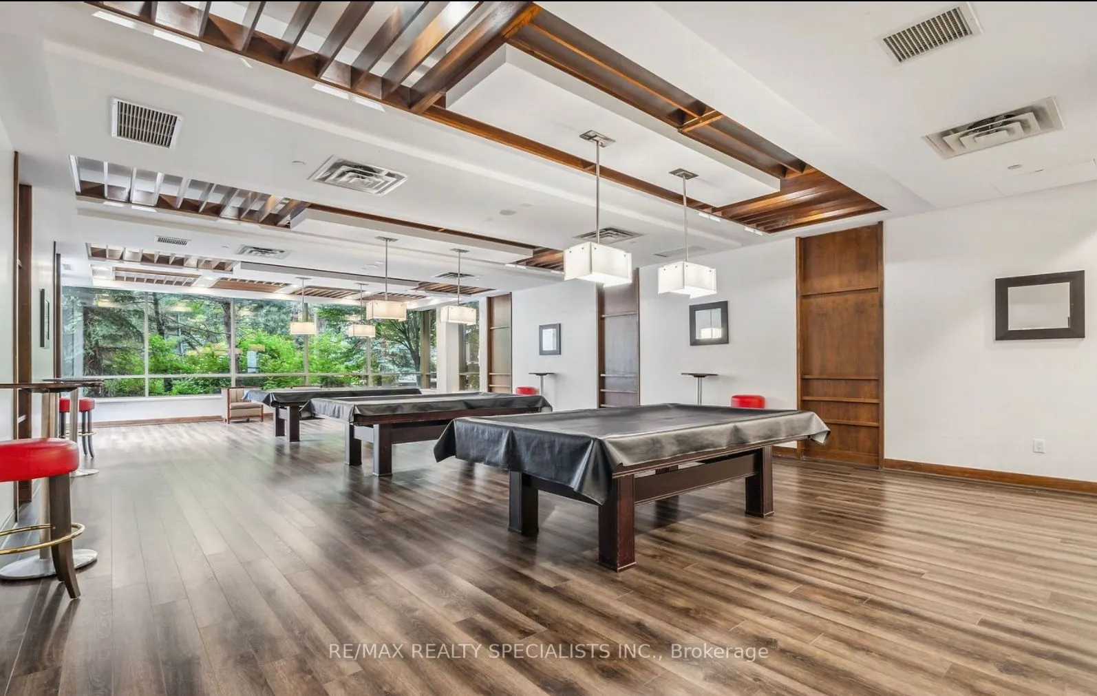 3880 Duke Of York Boulevard, #1415