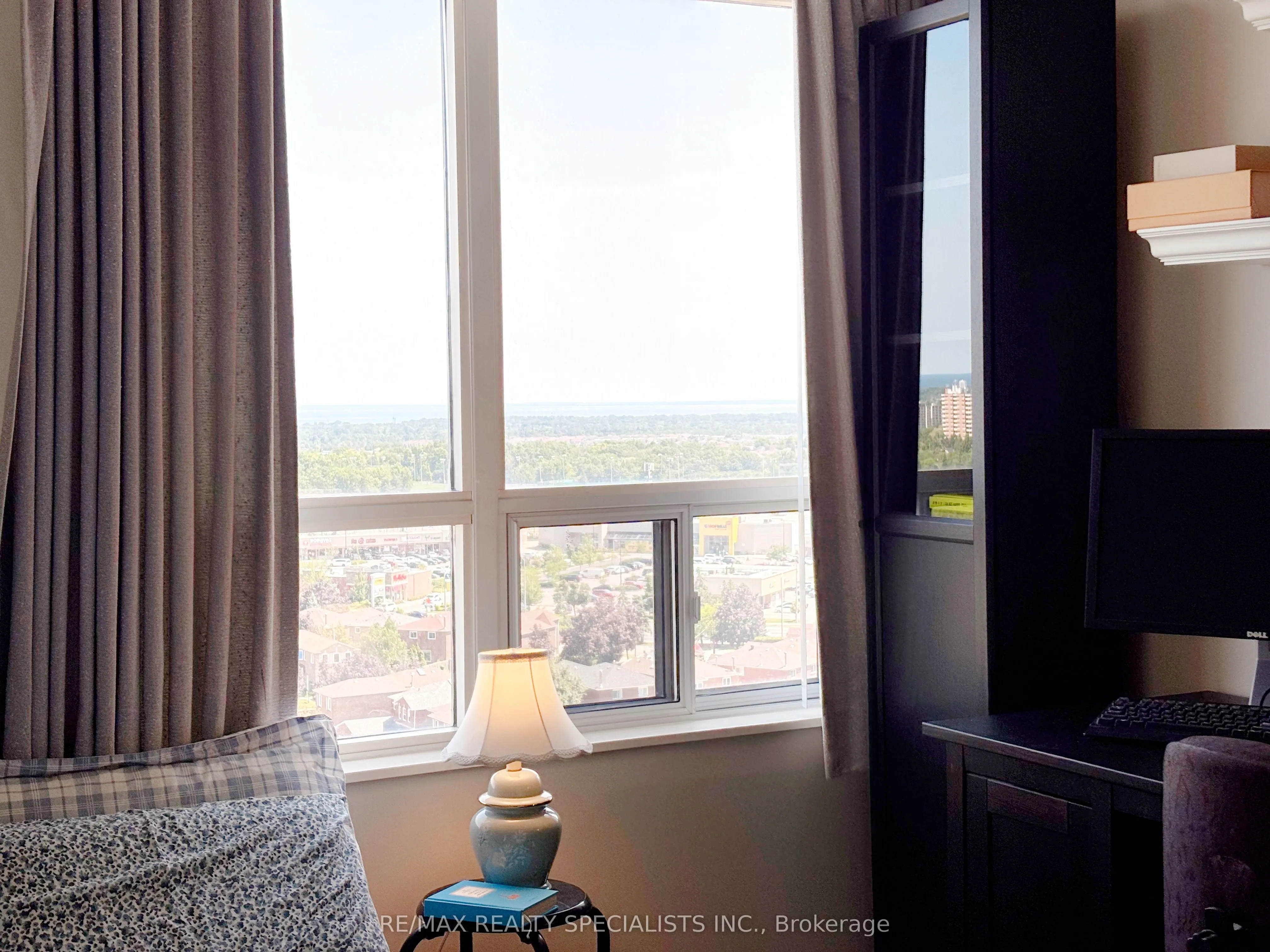 3880 Duke Of York Boulevard, #1415