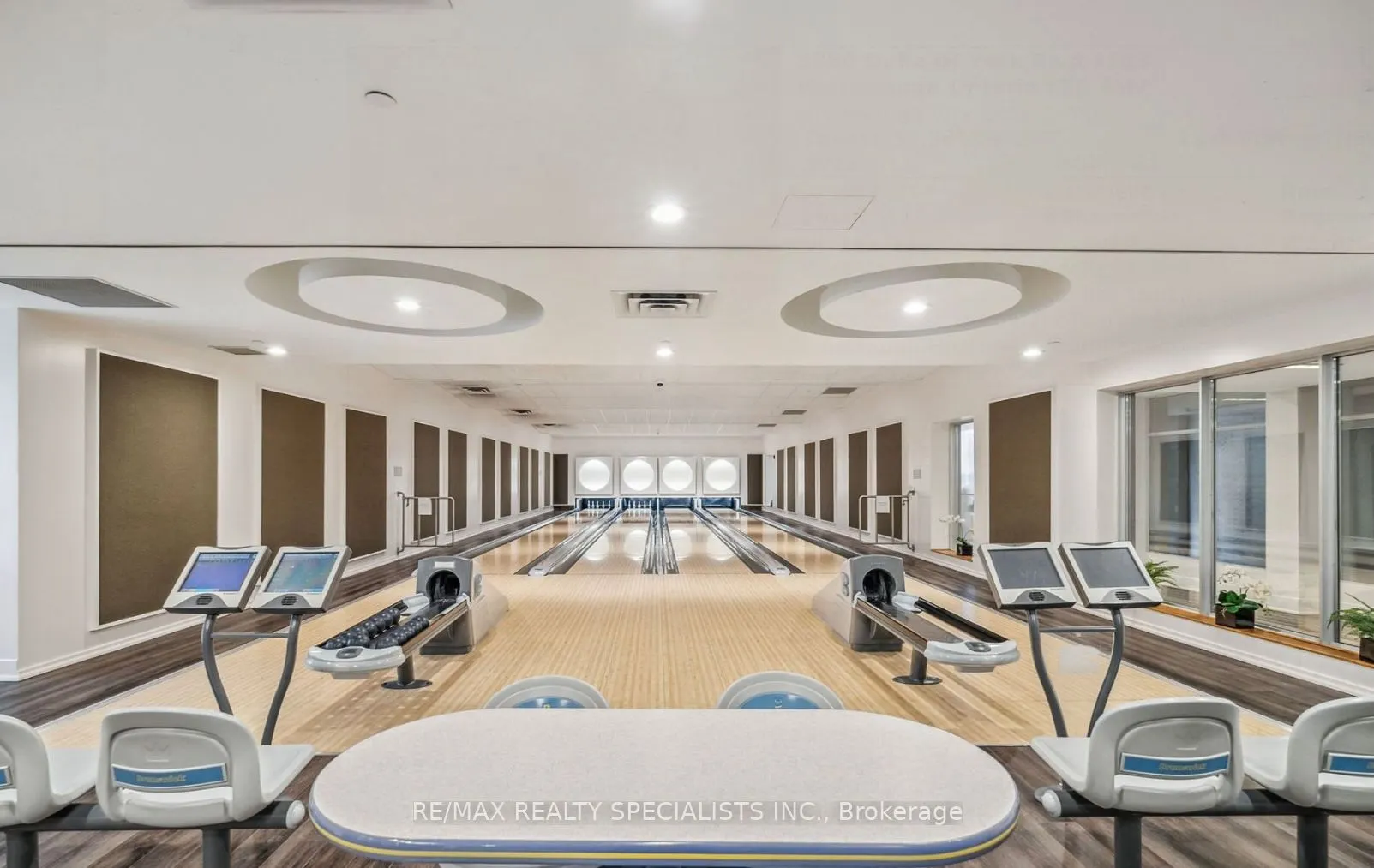 3880 Duke Of York Boulevard, #1415