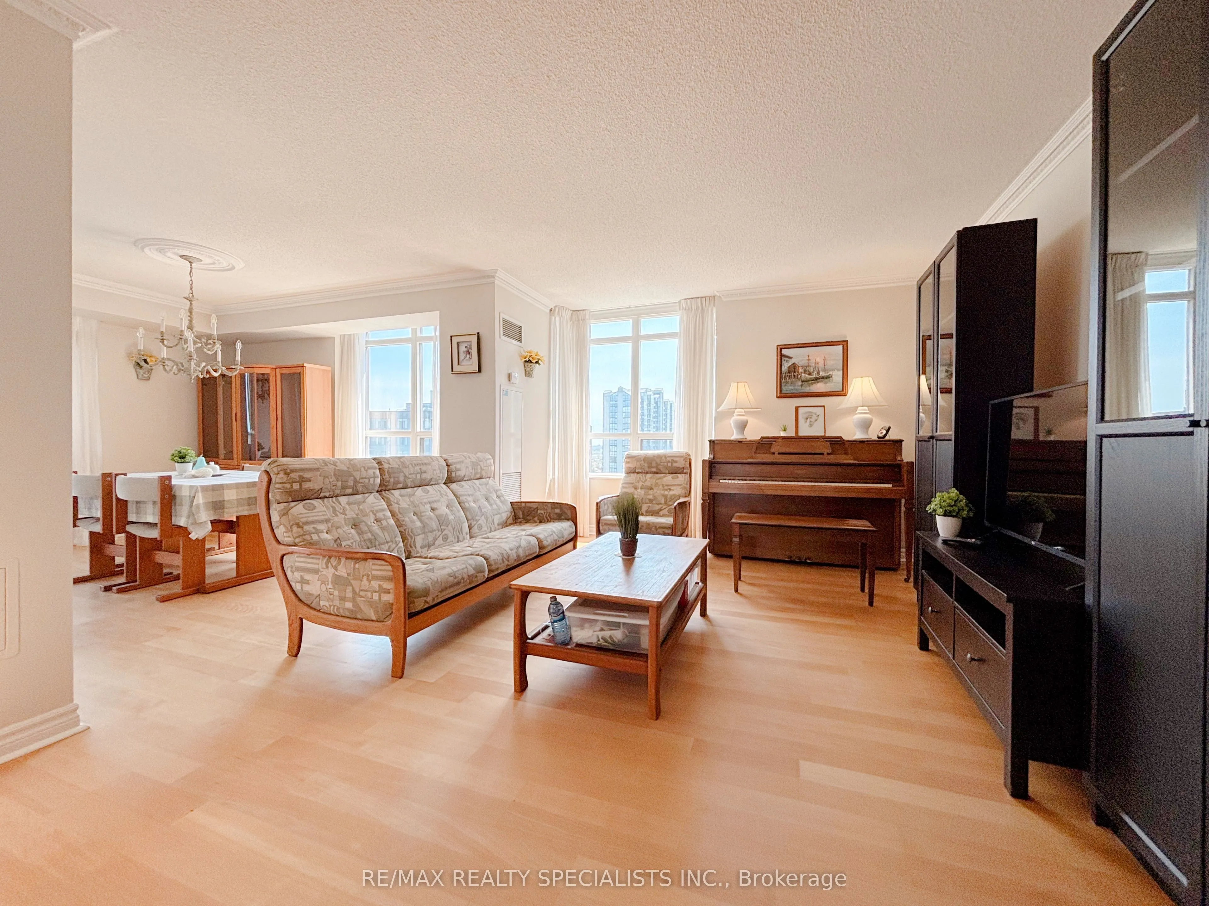 3880 Duke Of York Boulevard, #1415