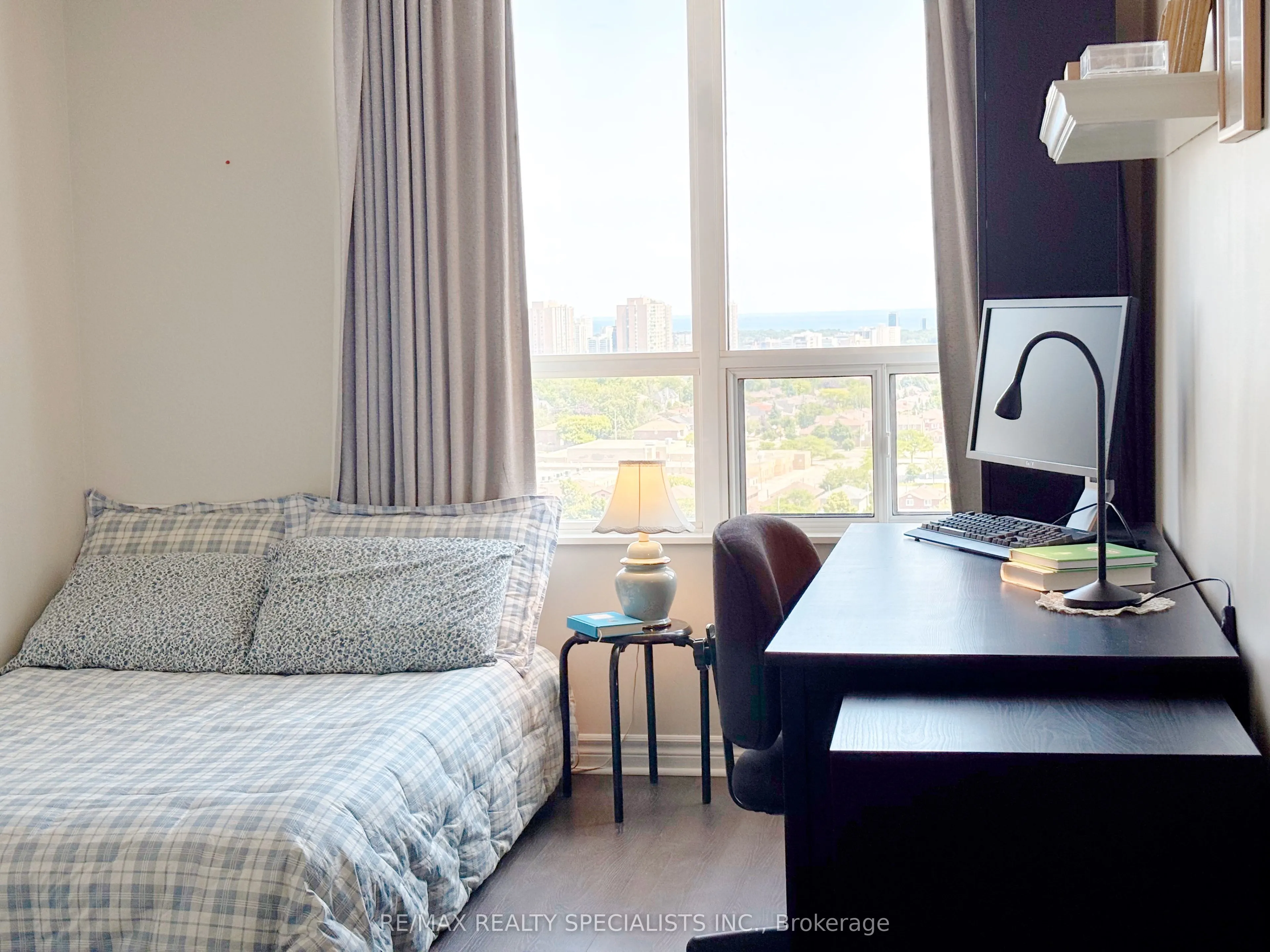 3880 Duke Of York Boulevard, #1415