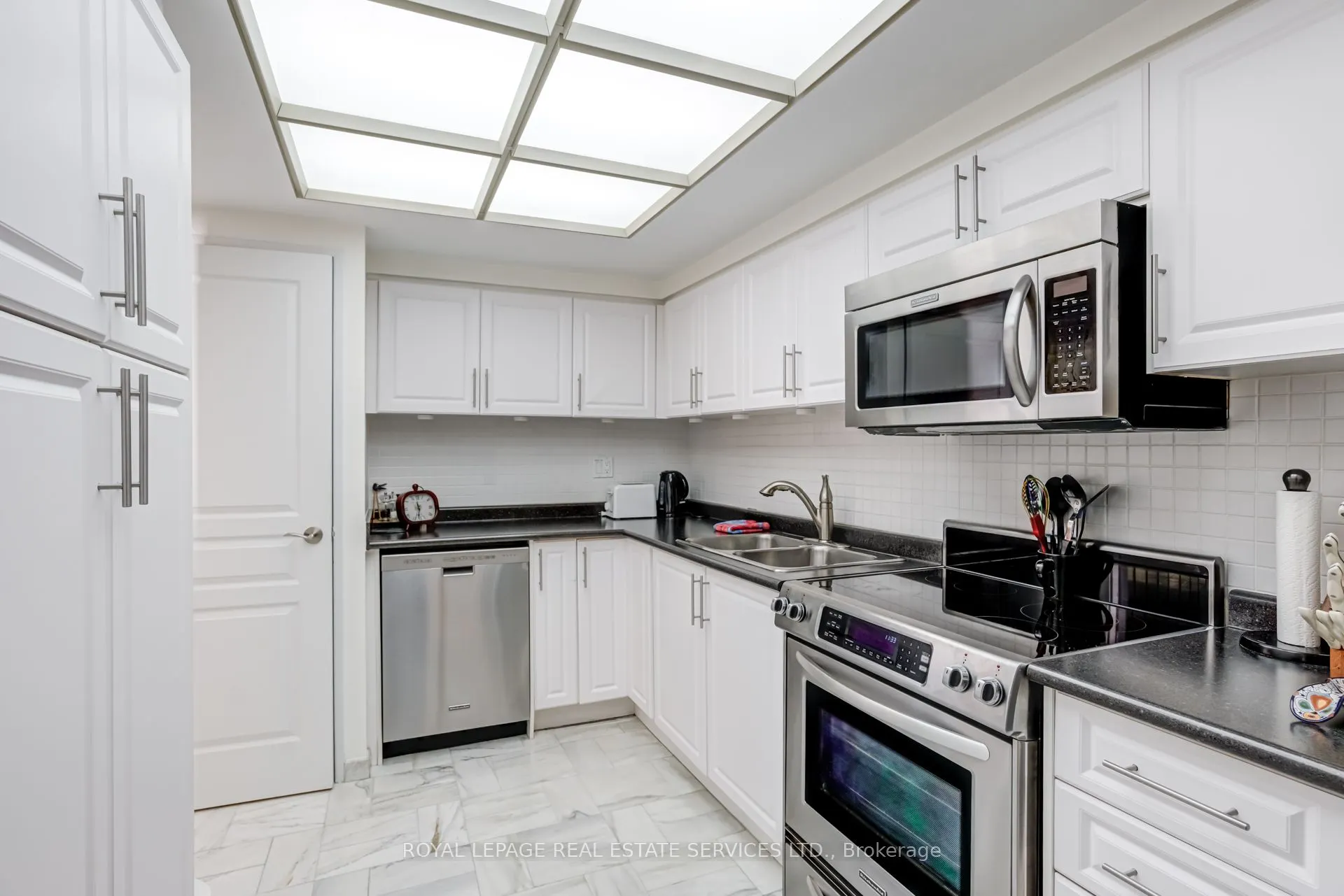 2045 Lake Shore Boulevard W, #1905